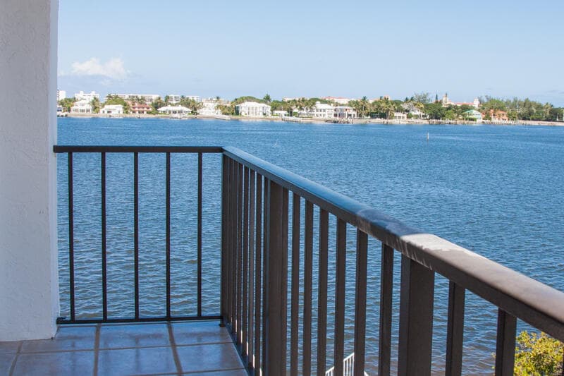301 Croton Avenue 405, Lantana, FL 33462 — photo 10 of 24
