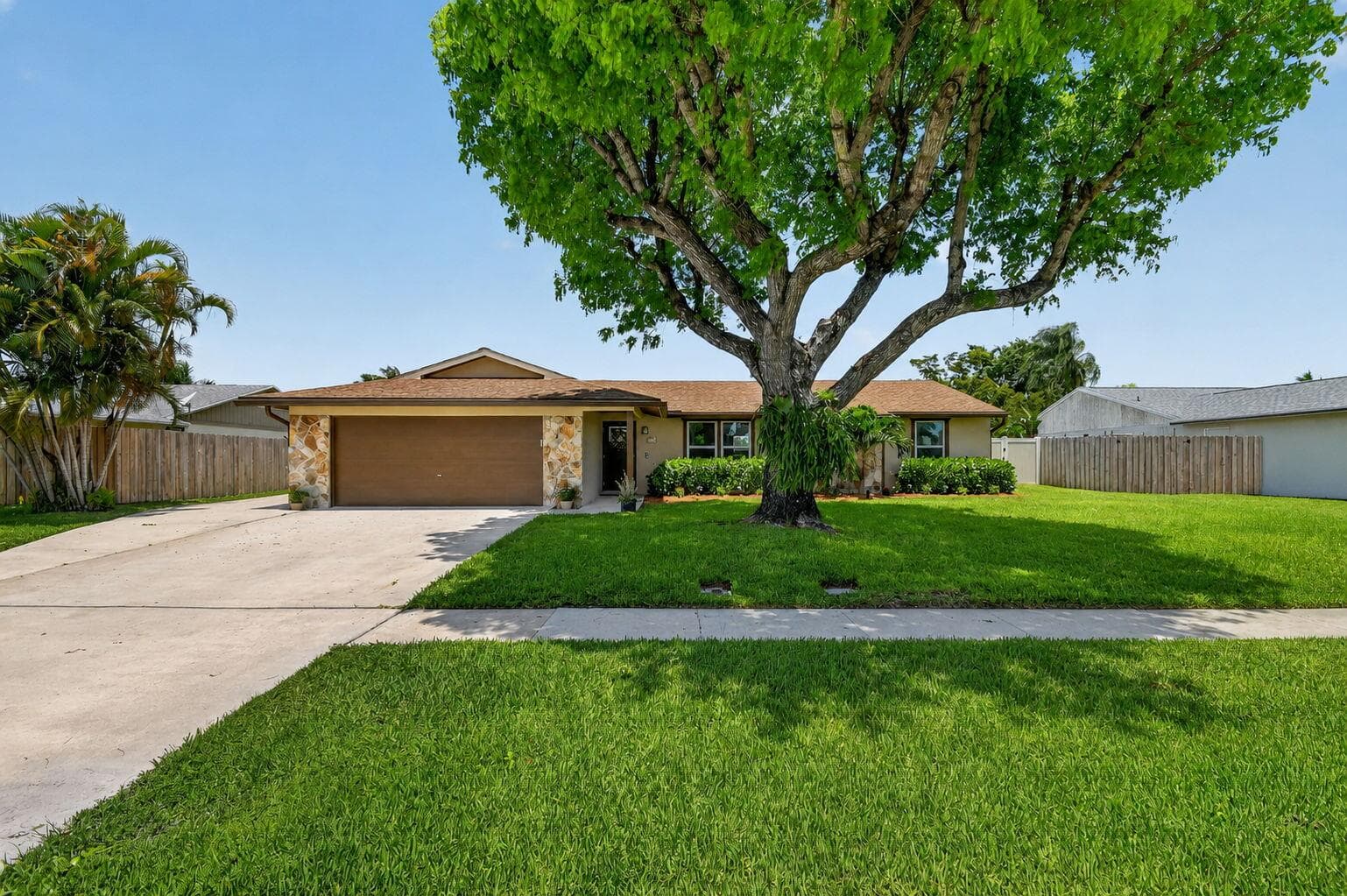 5363 Benjamin Avenue, Boynton Beach, FL 33472 — photo 112 of 117
