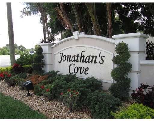 4584 Palmbrooke Circle, West Palm Beach, FL 33417 — photo 1 of 8