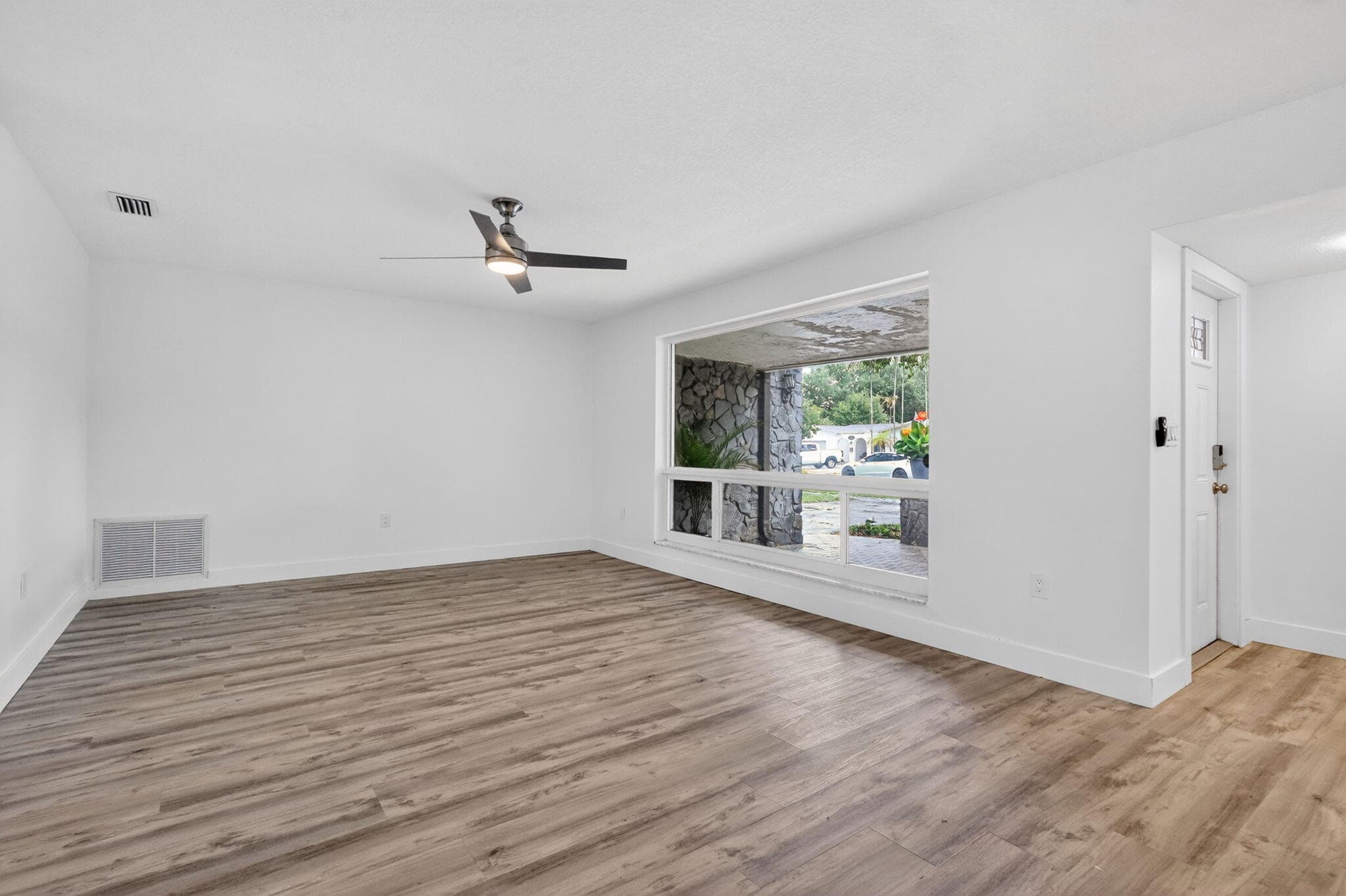 5207 SW 91st Terrace, Cooper City, FL 33328 — photo 8 of 58