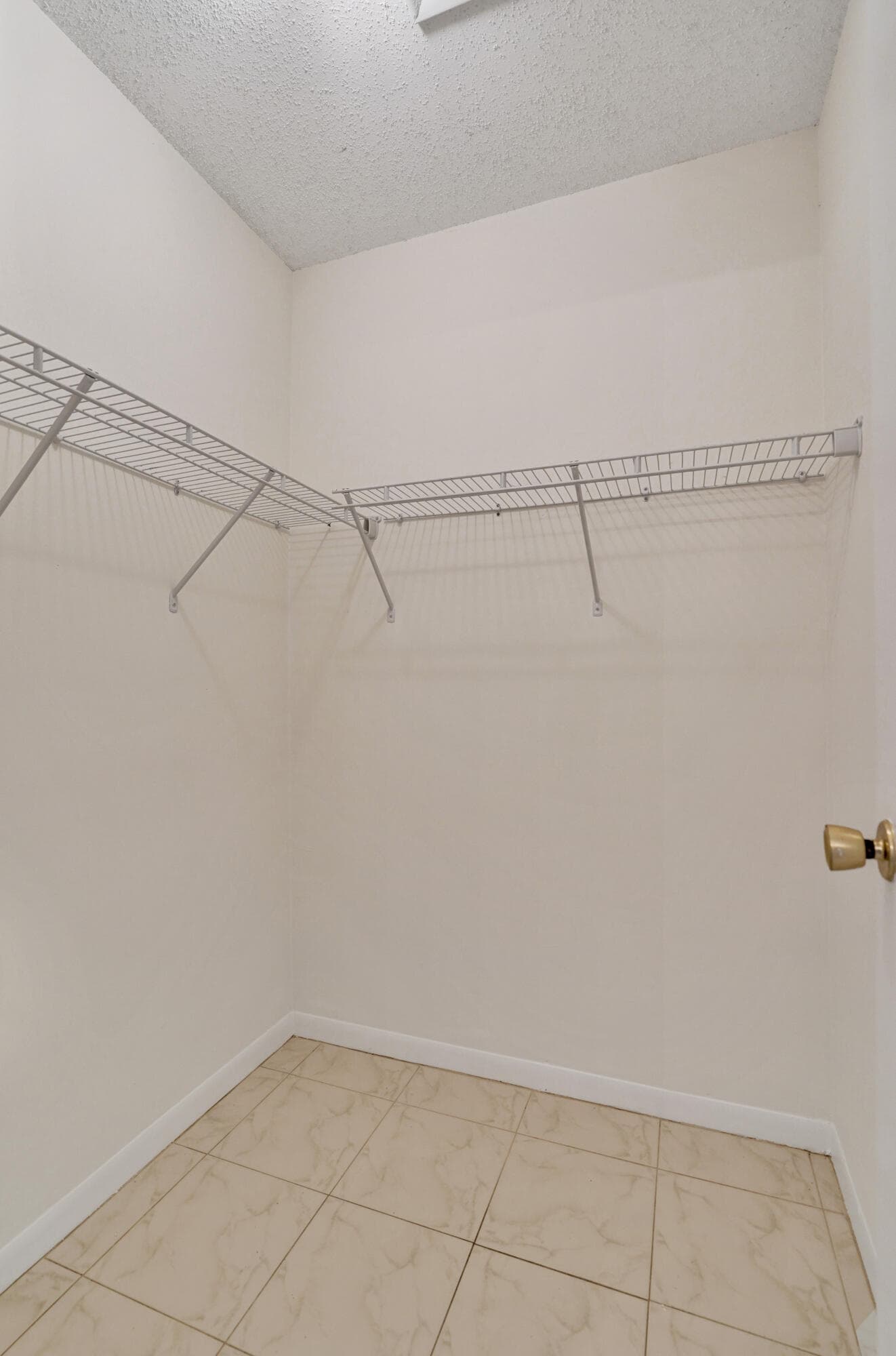 2521 Juniper Drive 11-b, Delray Beach, FL 33445 — photo 16 of 41