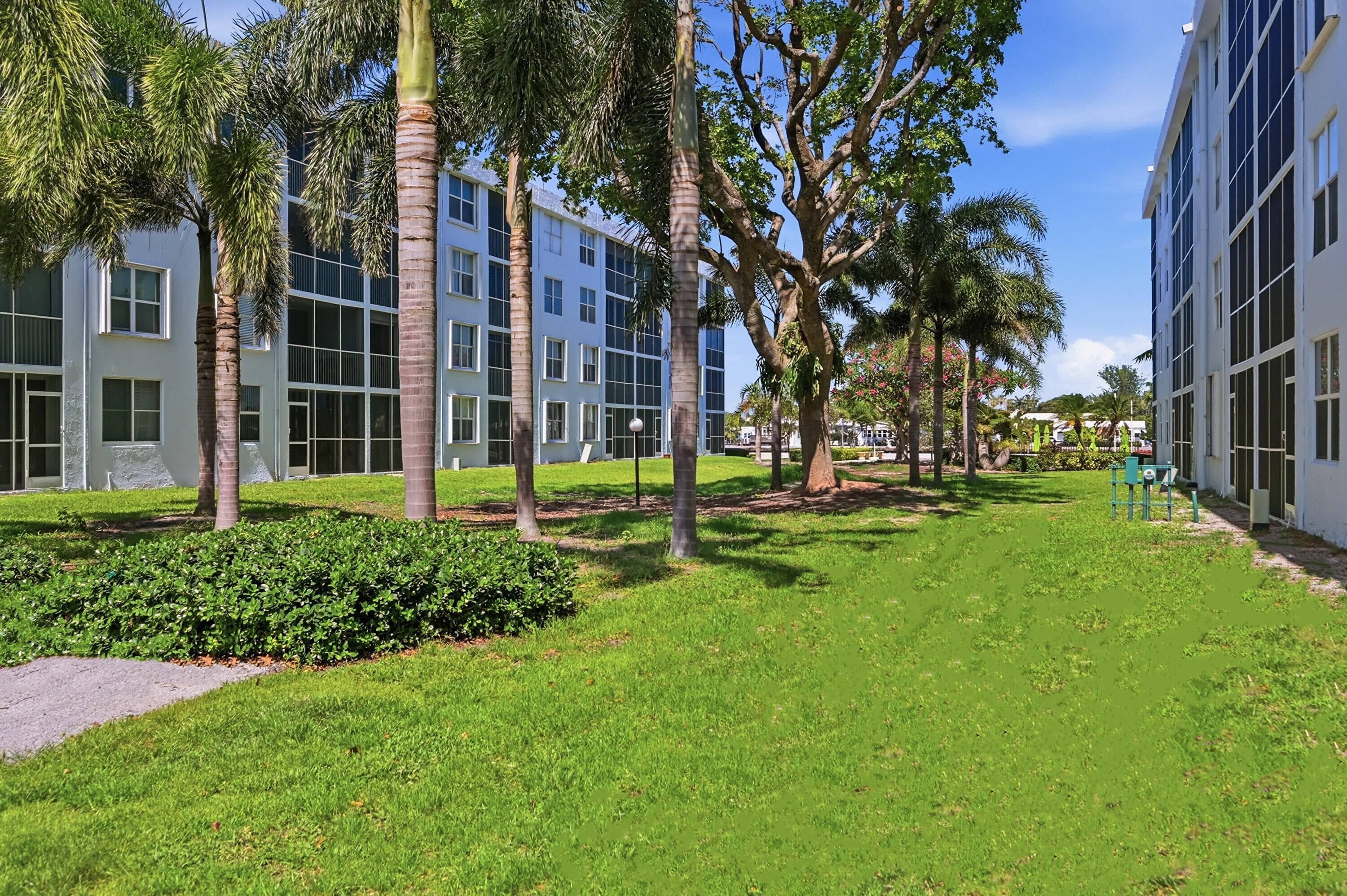 2008 S Federal Highway 101, Boynton Beach, FL 33435 — photo 29 of 66