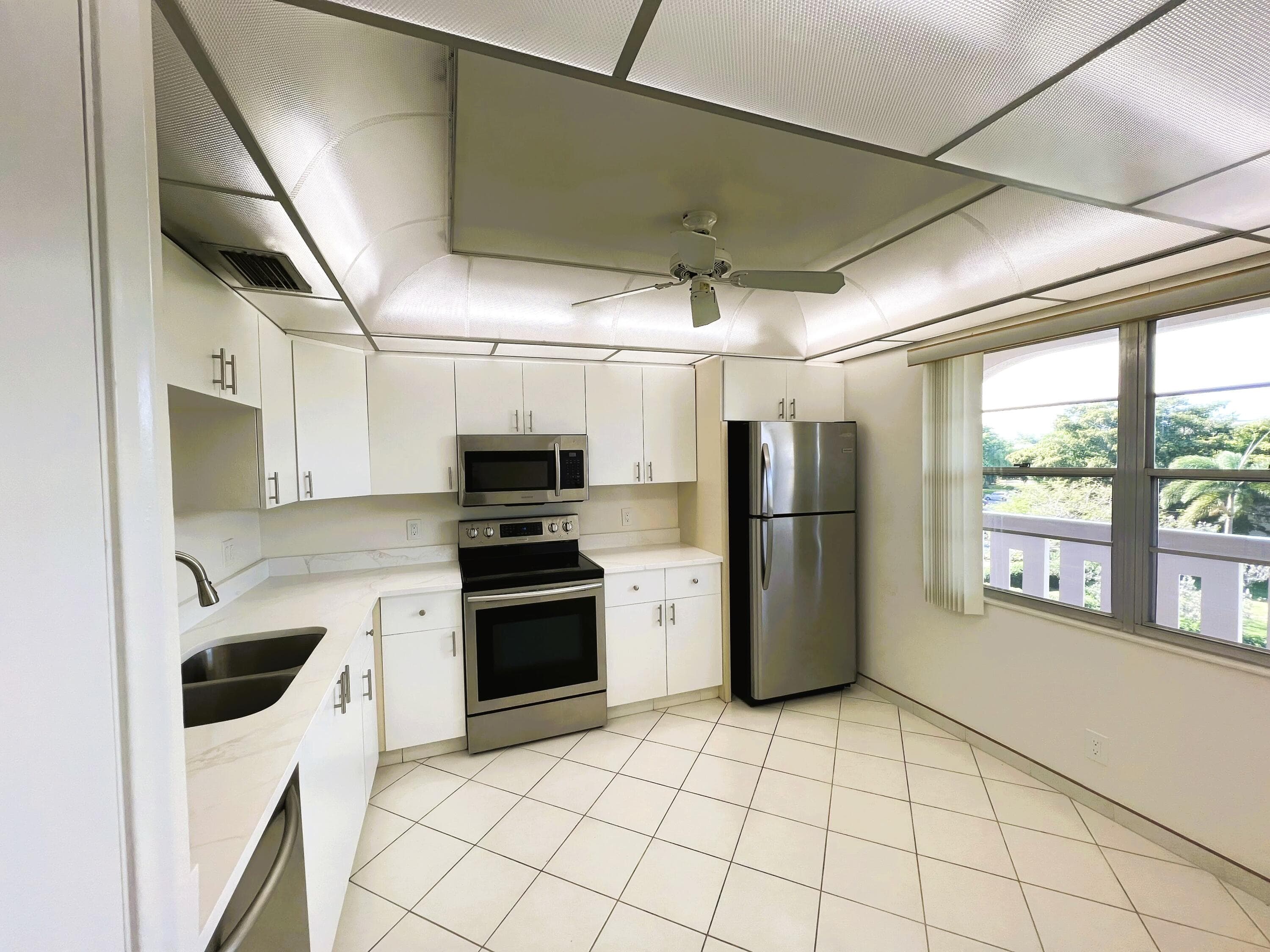 3303 Aruba Way E-4, Coconut Creek, FL 33066 — photo 4 of 44