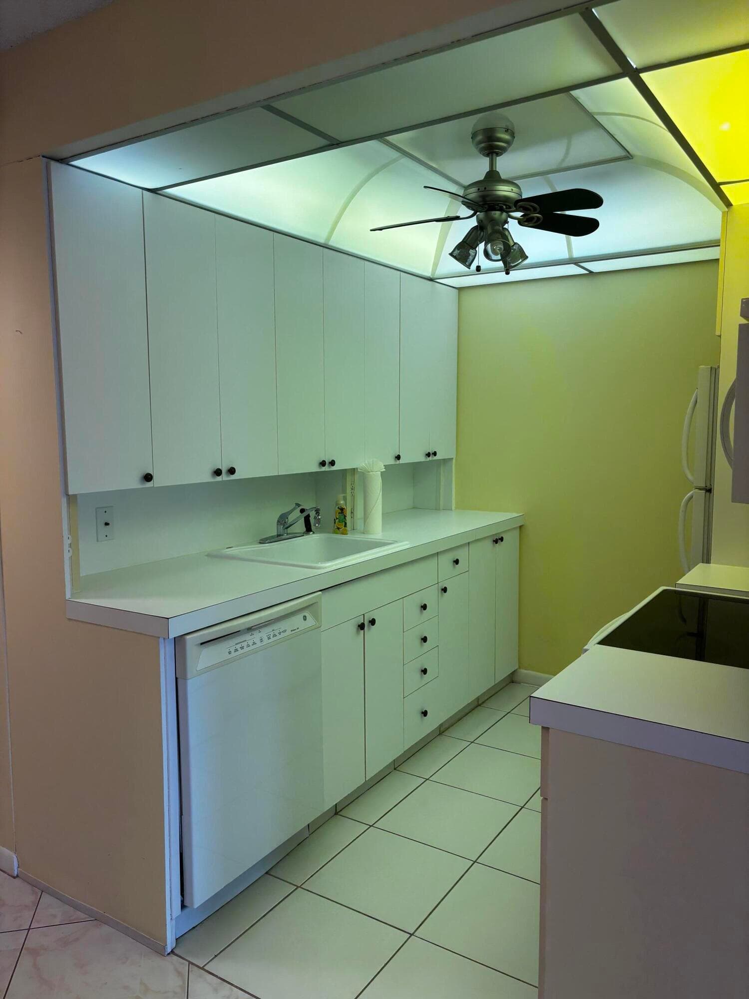 309 Grantham A, Deerfield Beach, FL 33442 — photo 8 of 28