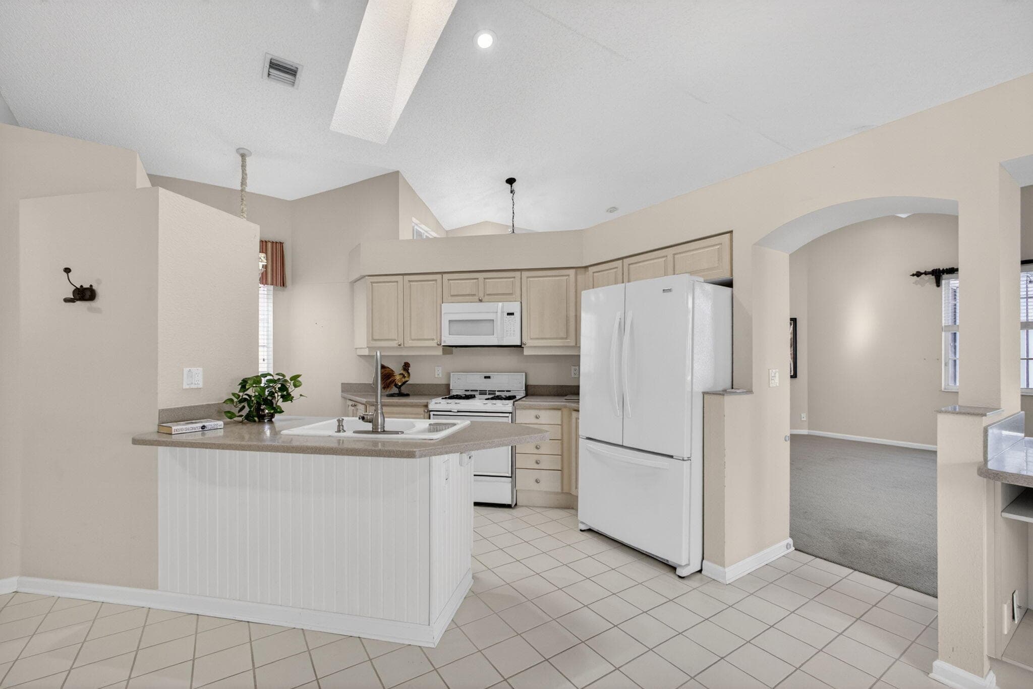 48 Via Del Corso, Palm Beach Gardens, FL 33418 — photo 20 of 96