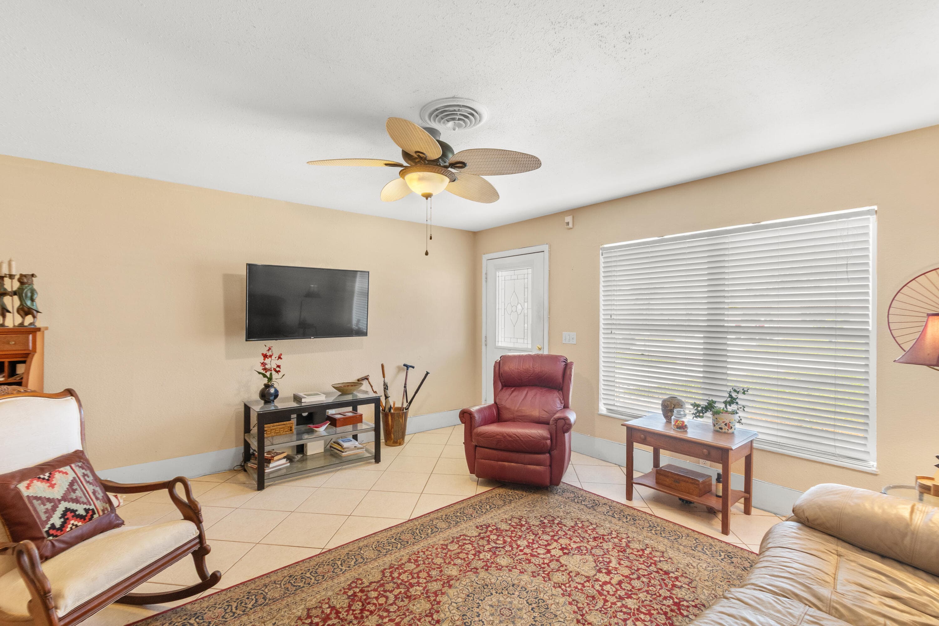 475 19th Place, Vero Beach, FL 32960 — photo 9 of 31