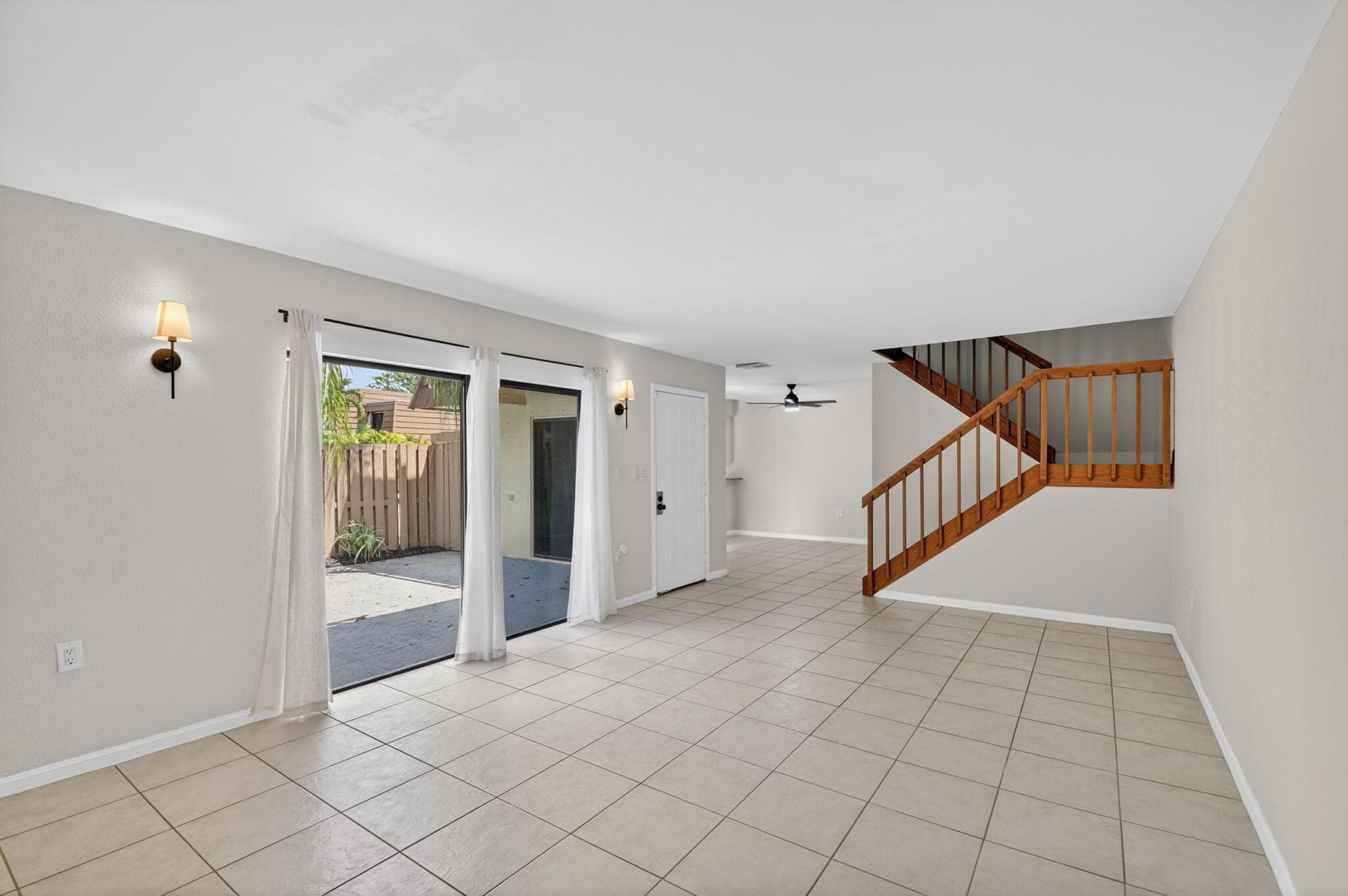 904 9th Court, Palm Beach Gardens, FL 33410 — photo 6 of 33