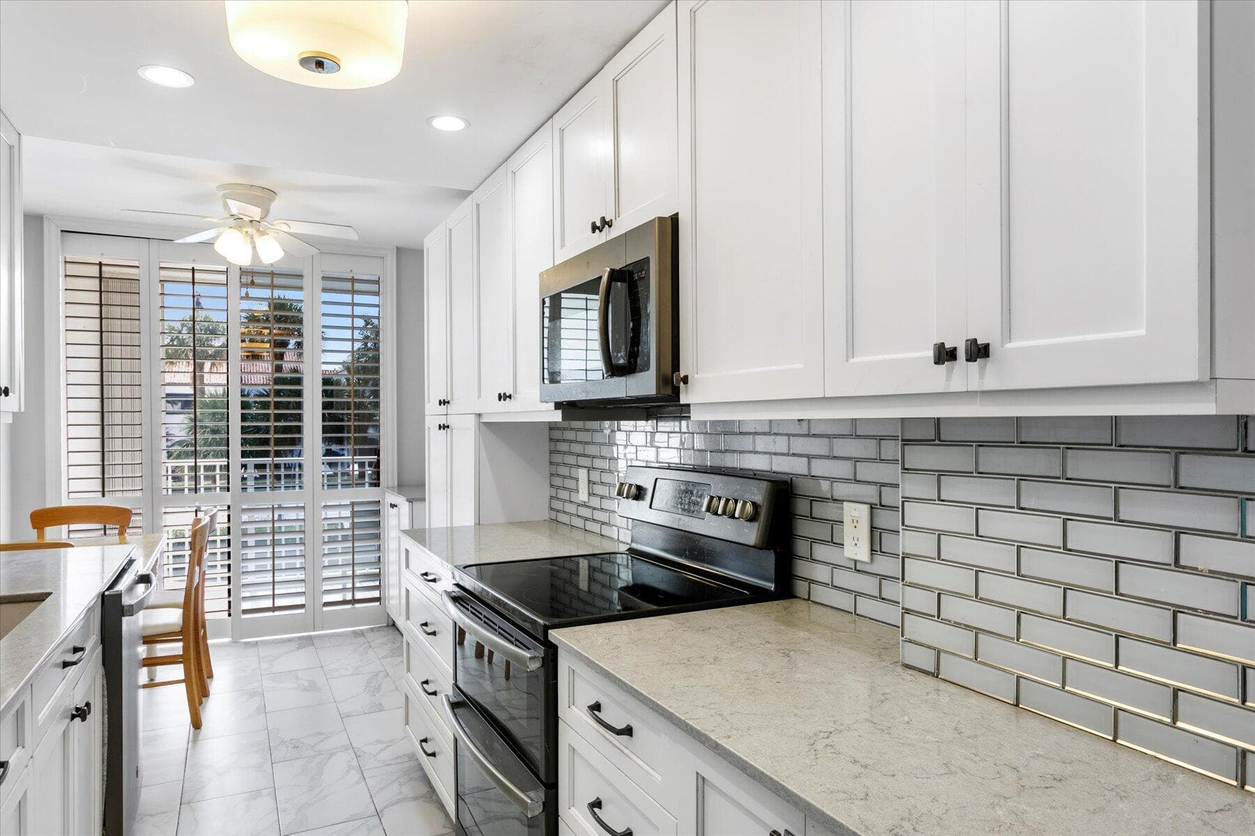 2860 S Ocean Boulevard 214, Palm Beach, FL 33480 — photo 5 of 28