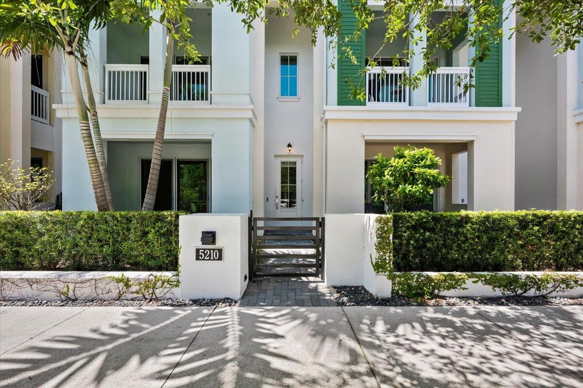 5210 Beckman Terrace, Palm Beach Gardens, FL 33418 — photo 17 of 31