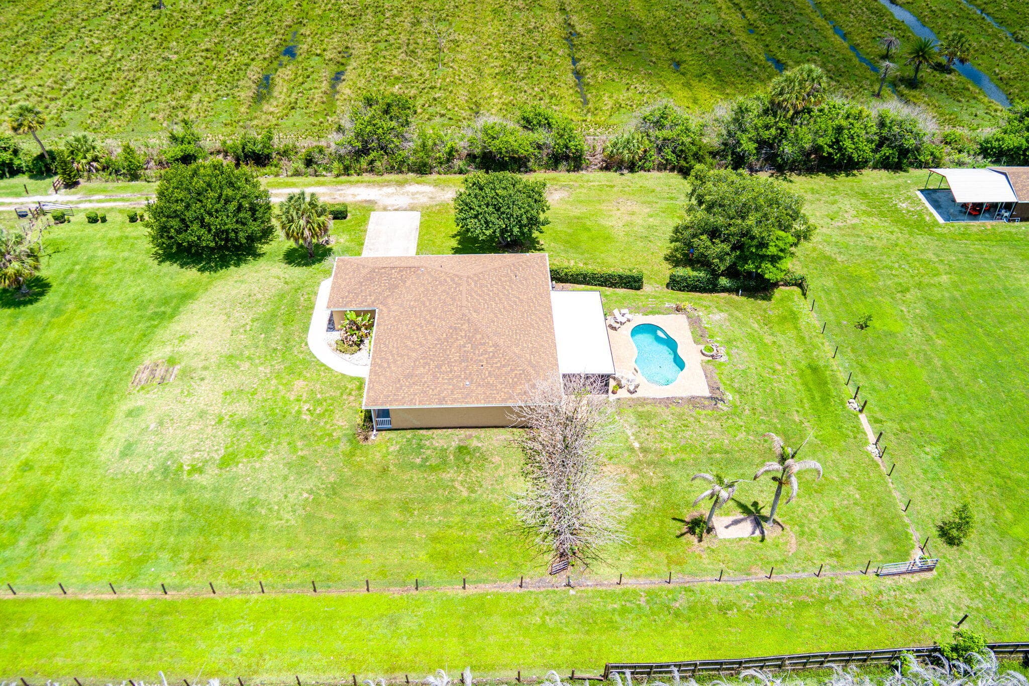 3768 Seminole Road, Fort Pierce, FL 34951 — photo 8 of 63