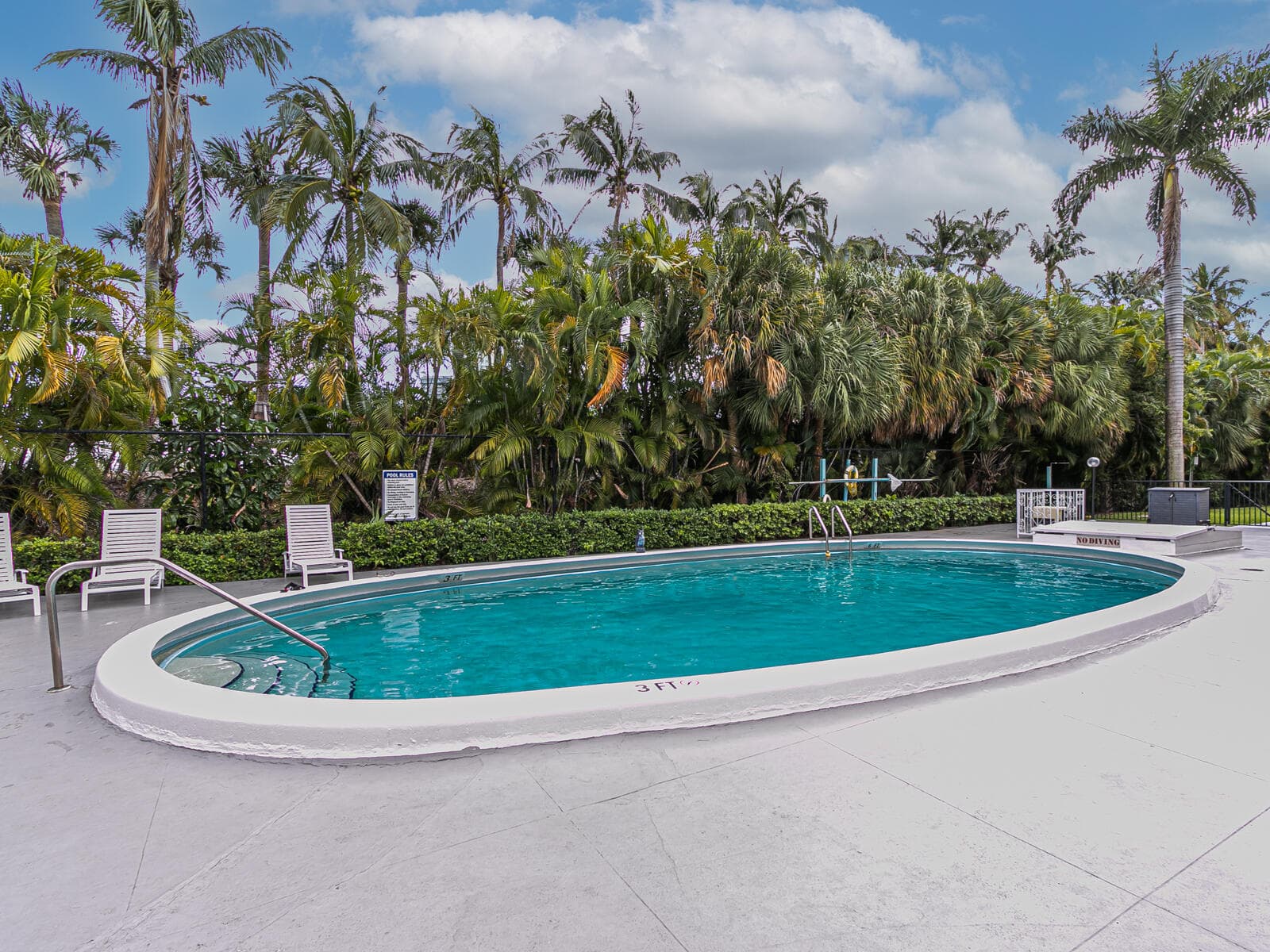 300 NE 14th Avenue 411, Hallandale Beach, FL 33009 — photo 38 of 45