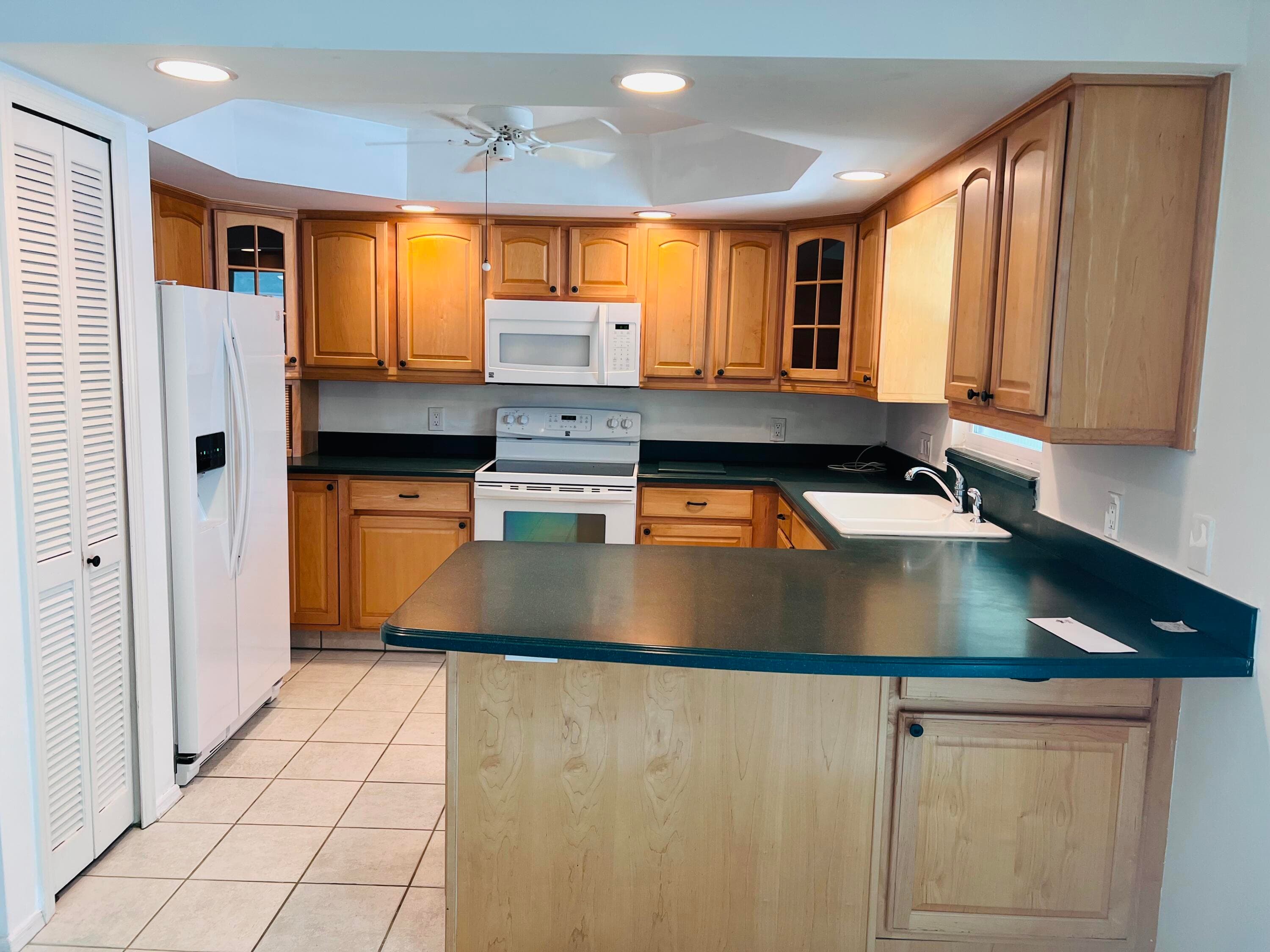235 14th Avenue, Vero Beach, FL 32962 — photo 11 of 22