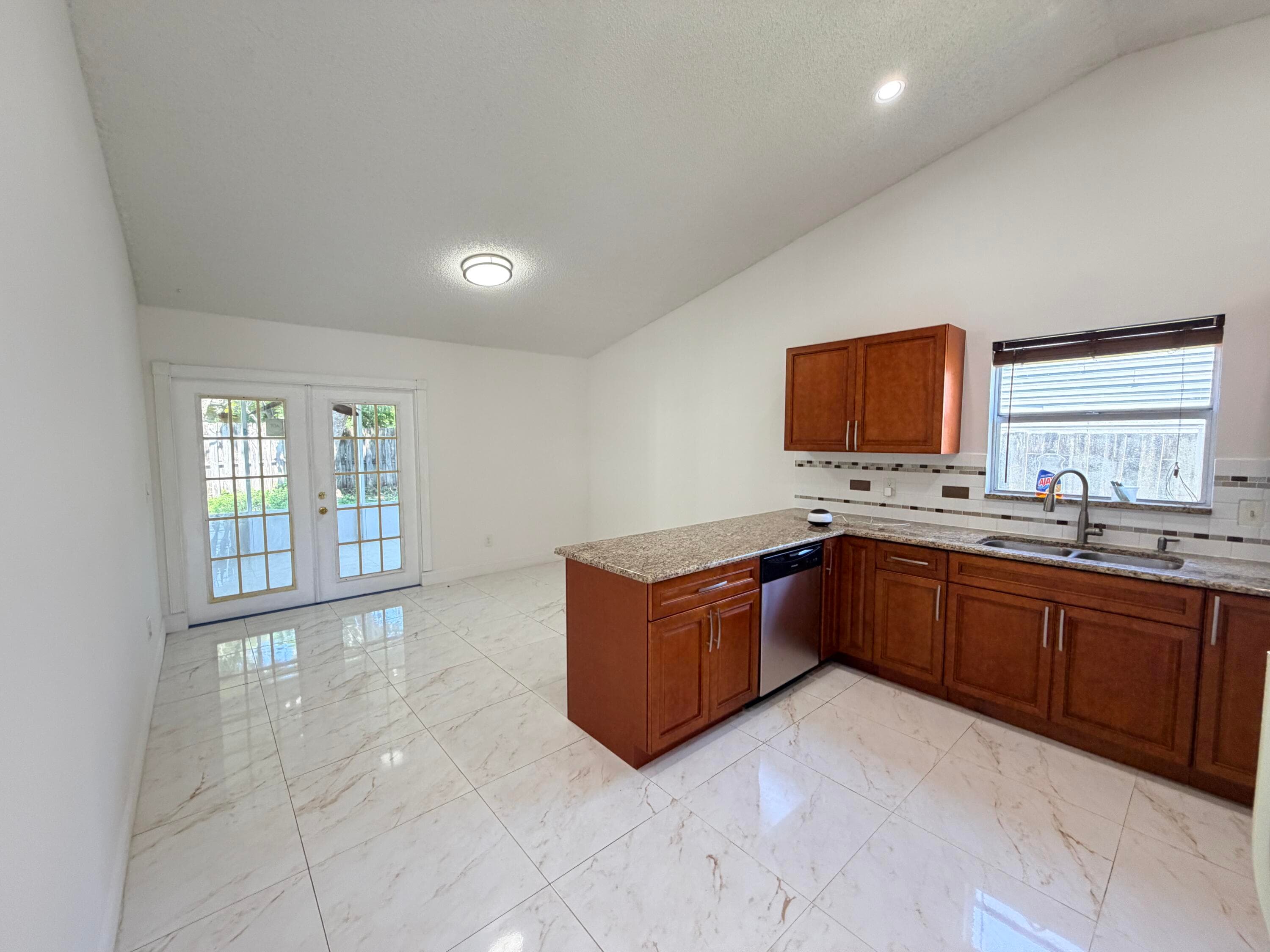 5271 Harwood Lane, Lake Worth, FL 33467 — photo 8 of 22