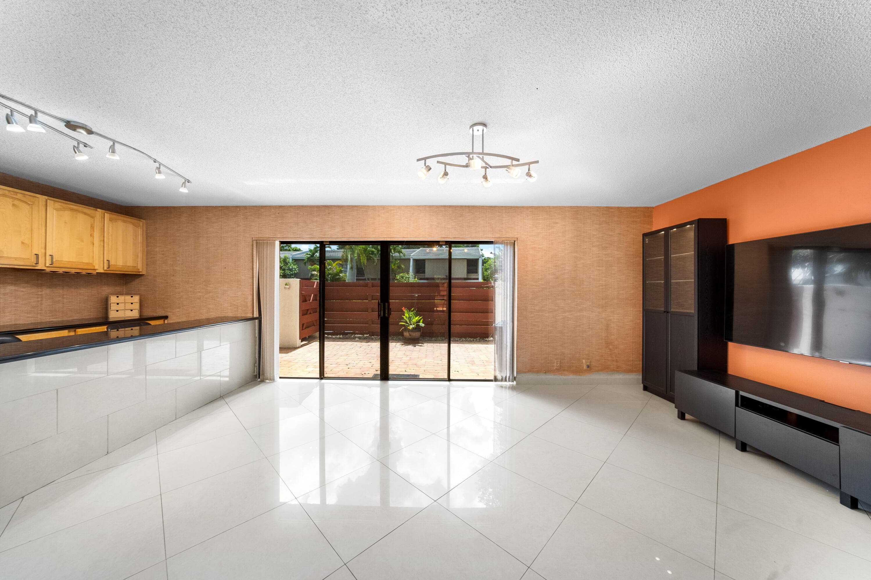 3909 Parkside Lane 234, Hollywood, FL 33021 — photo 14 of 59