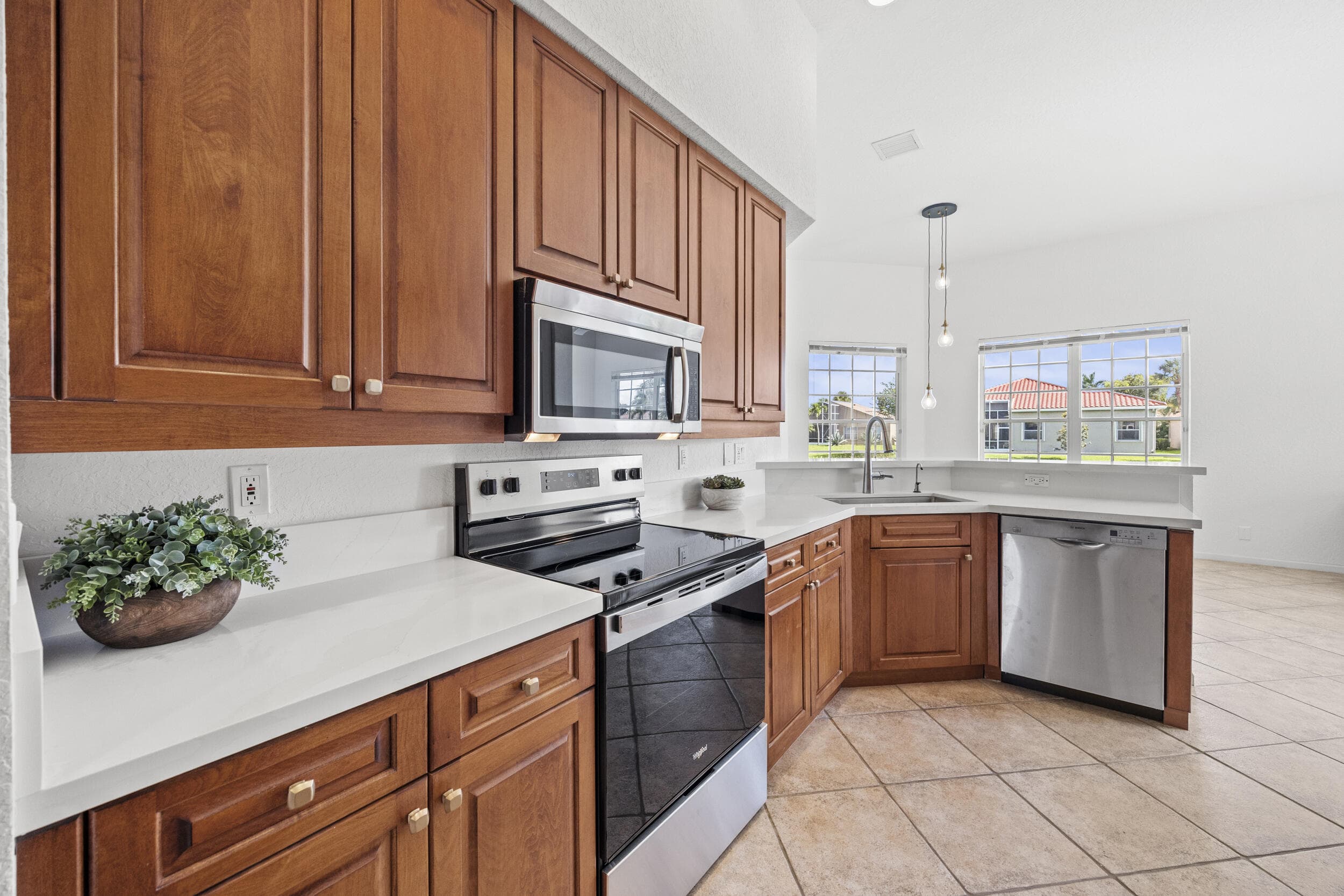 6721 Arno Way, Boynton Beach, FL 33472 — photo 7 of 50