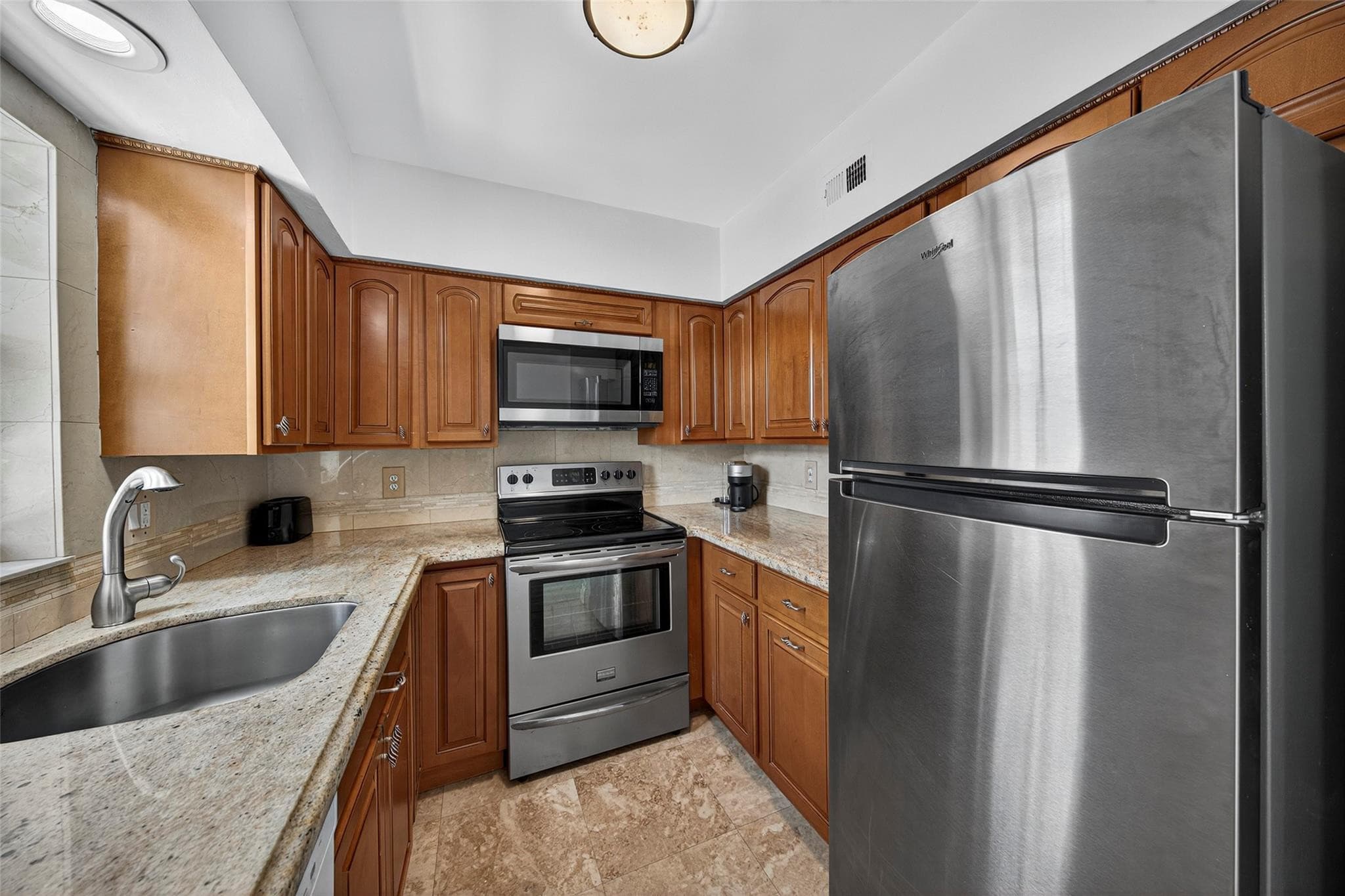 2708 NE 14th Street Causeway 2, Pompano Beach, FL 33062 — photo 15 of 92