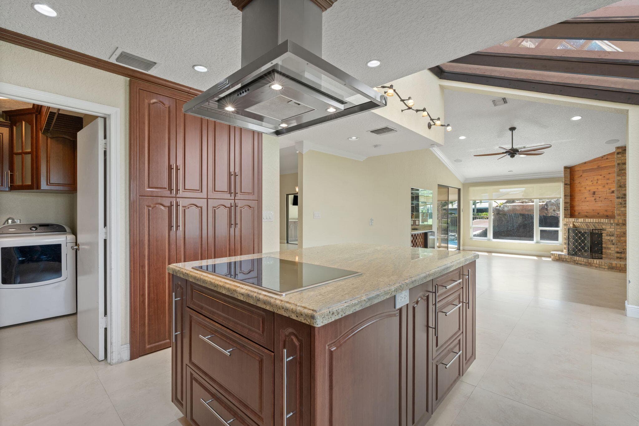 11220 NW 2nd Manor, Coral Springs, FL 33071 — photo 11 of 52