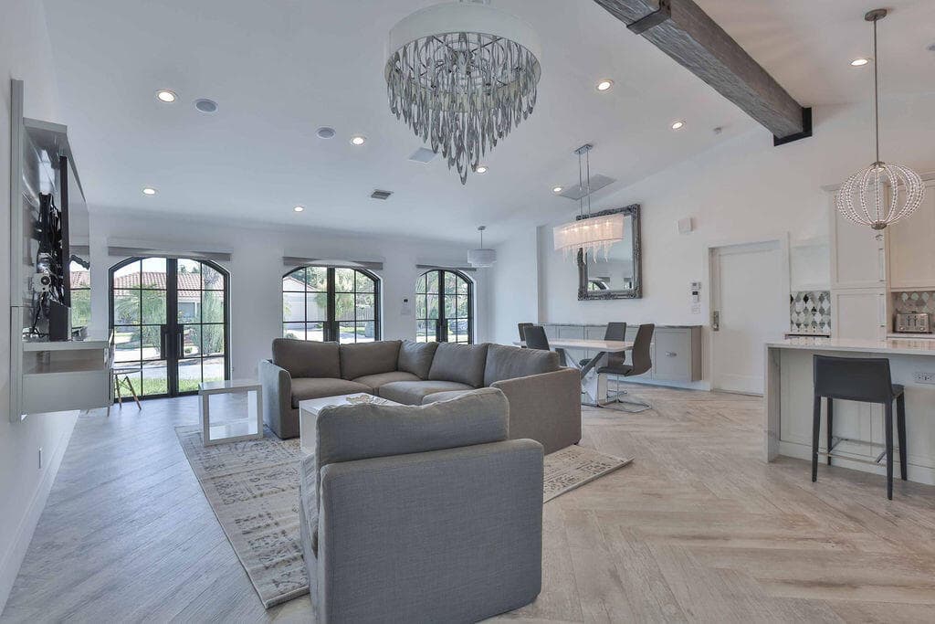 713 Forsyth Street, Boca Raton, FL 33487 — photo 8 of 39