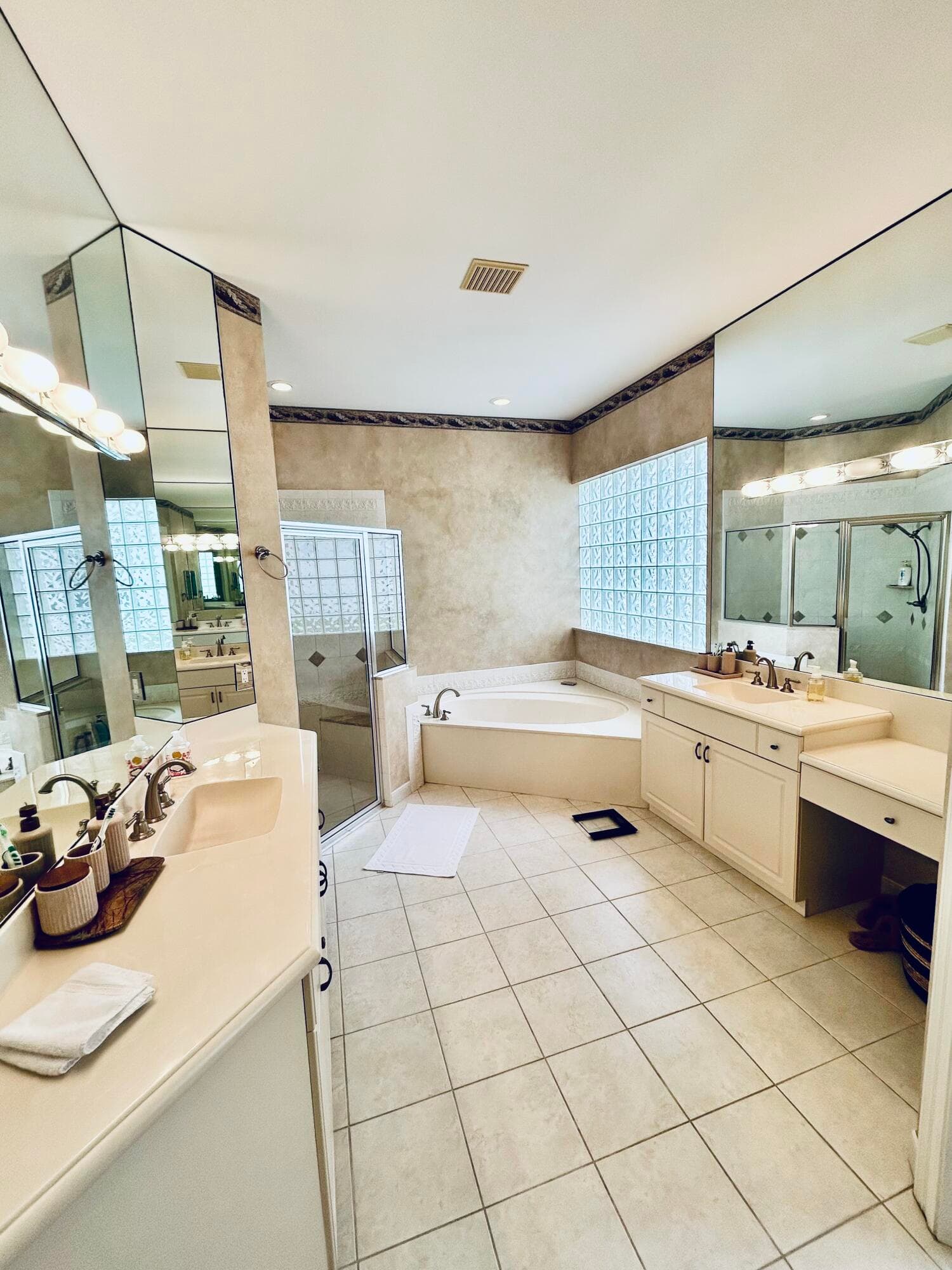 8452 Legend Club Drive, West Palm Beach, FL 33412 — photo 10 of 16