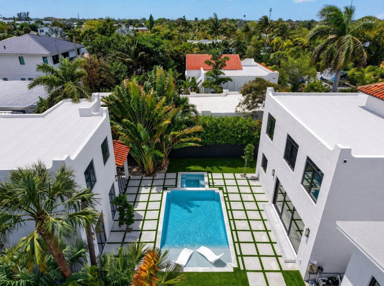 312 Plymouth Road, West Palm Beach, FL 33405 — photo 1 of 29