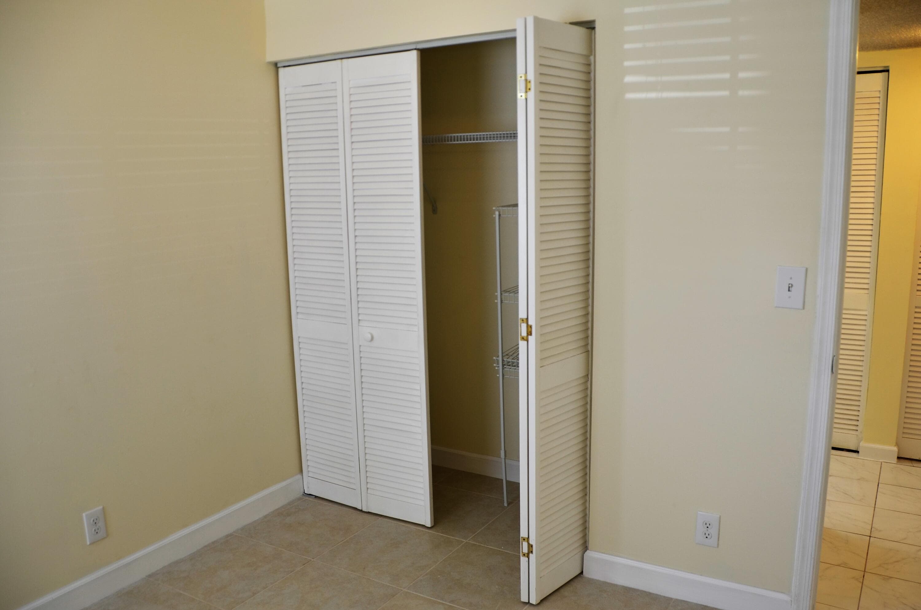 320 Norwood Terrace 113, Boca Raton, FL 33431 — photo 27 of 43