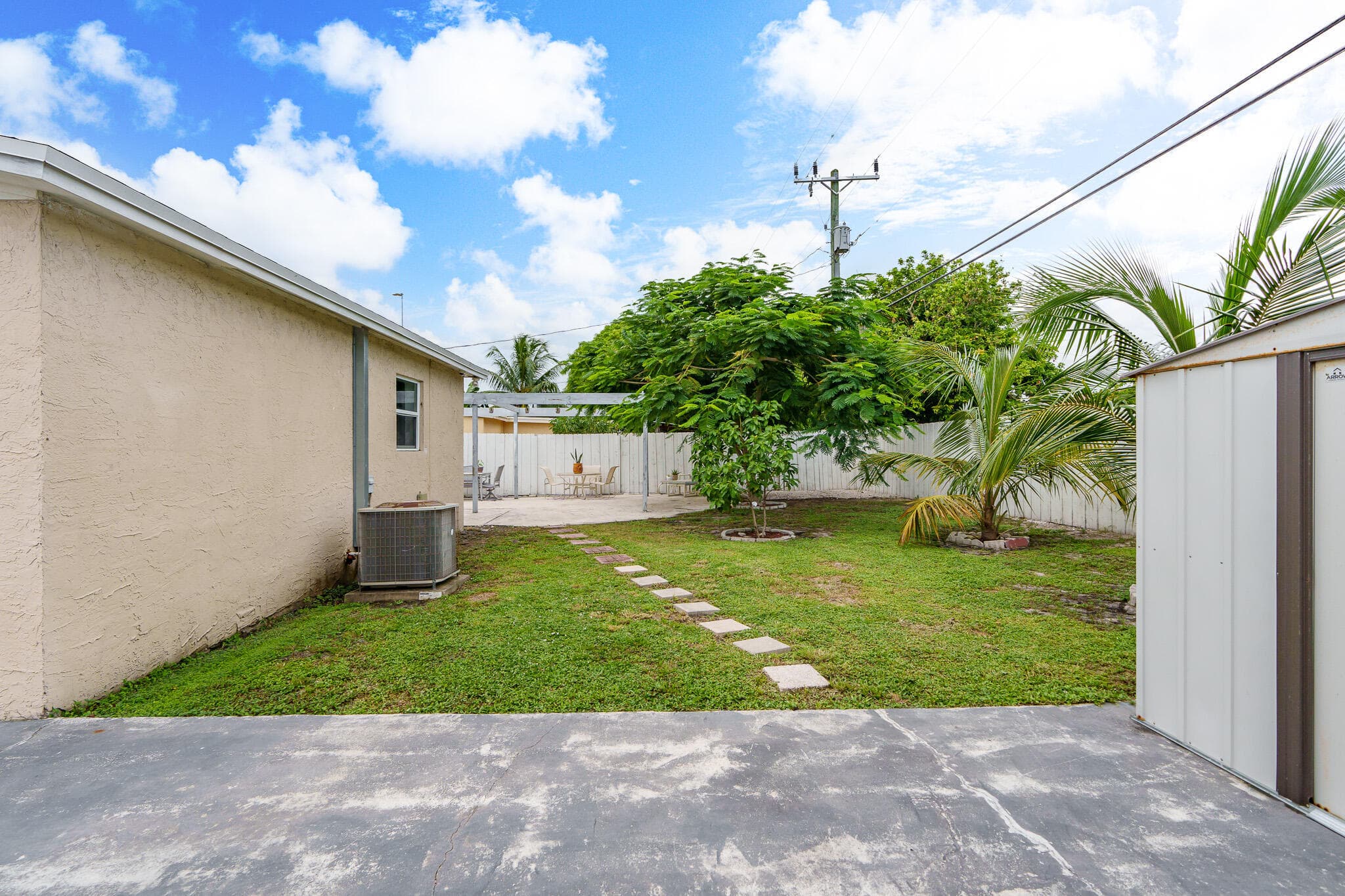 201 NE 28th Court, Boynton Beach, FL 33435 — photo 41 of 48