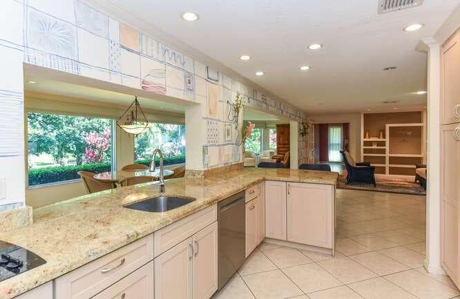 437 French Royale Circle, Atlantis, FL 33462 — photo 14 of 40