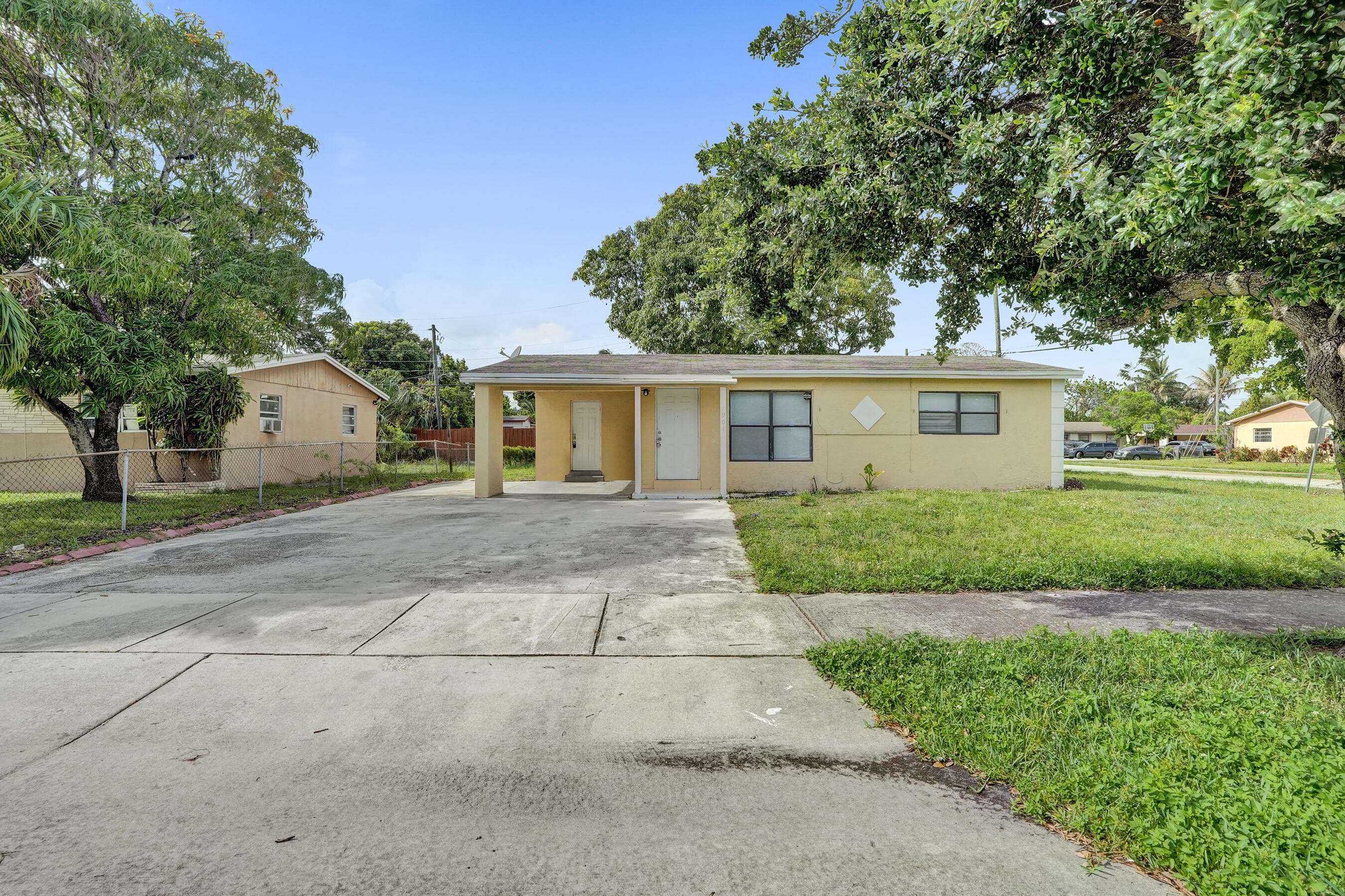 2901 NW 21st Street, Fort Lauderdale, FL 33311 — photo 5 of 36