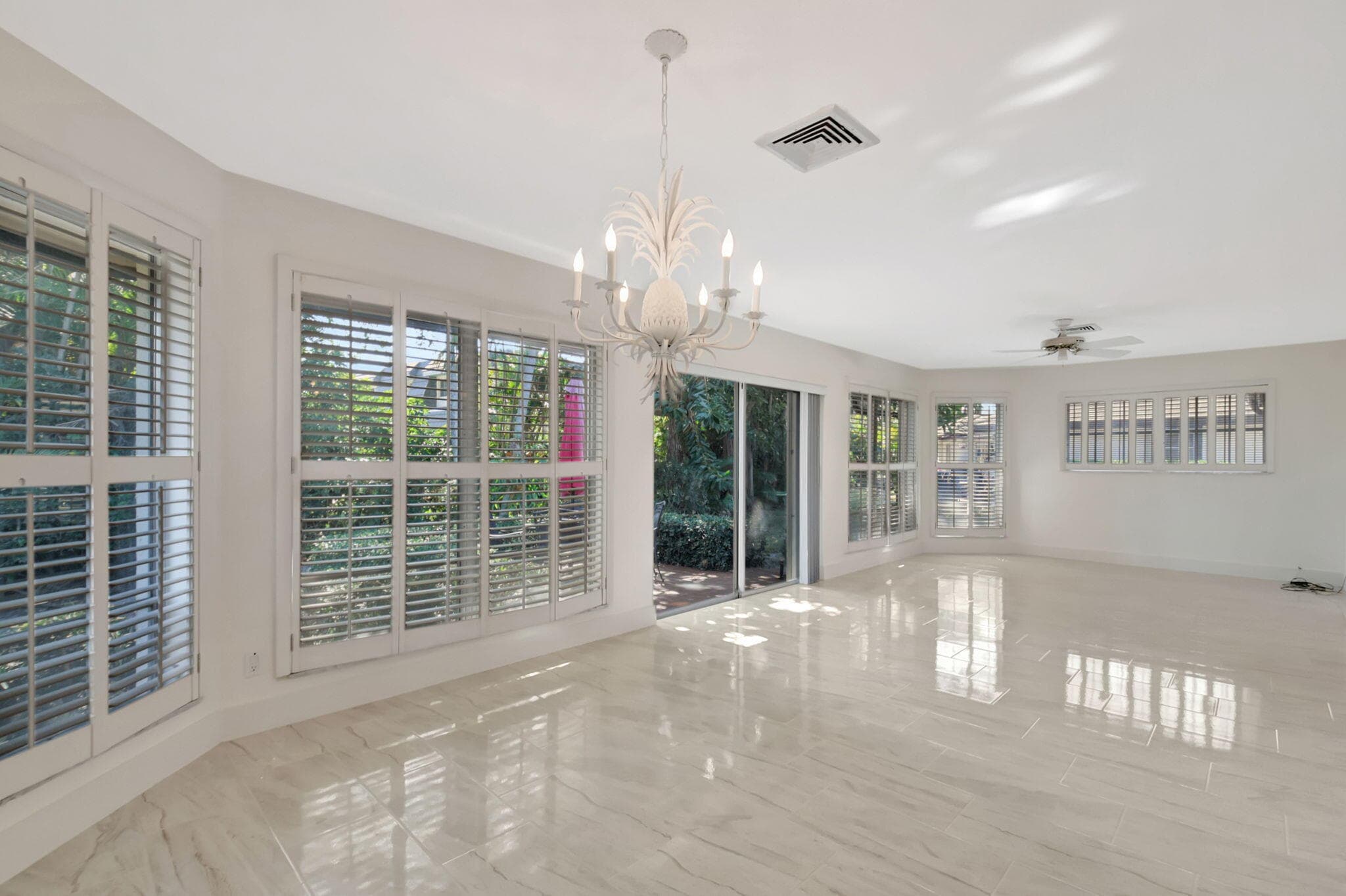 428 Pine Villa Drive, Atlantis, FL 33462 — photo 11 of 48