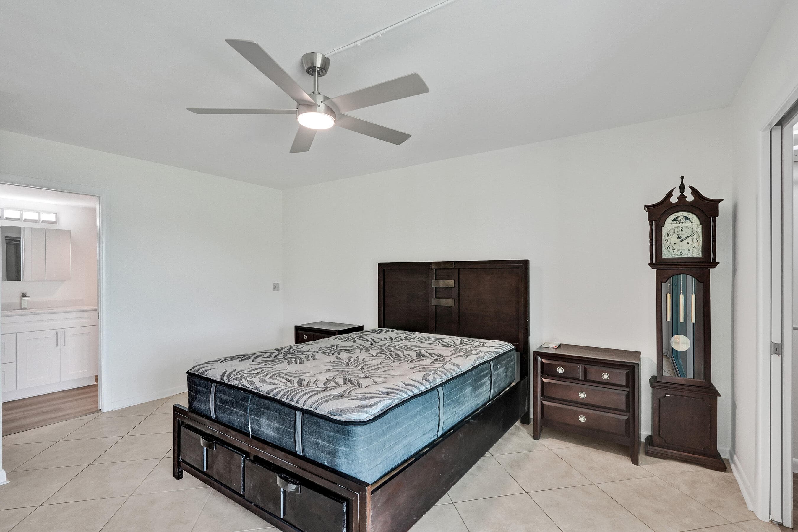 1112 Oakridge 1112, Deerfield Beach, FL 33442 — photo 13 of 37
