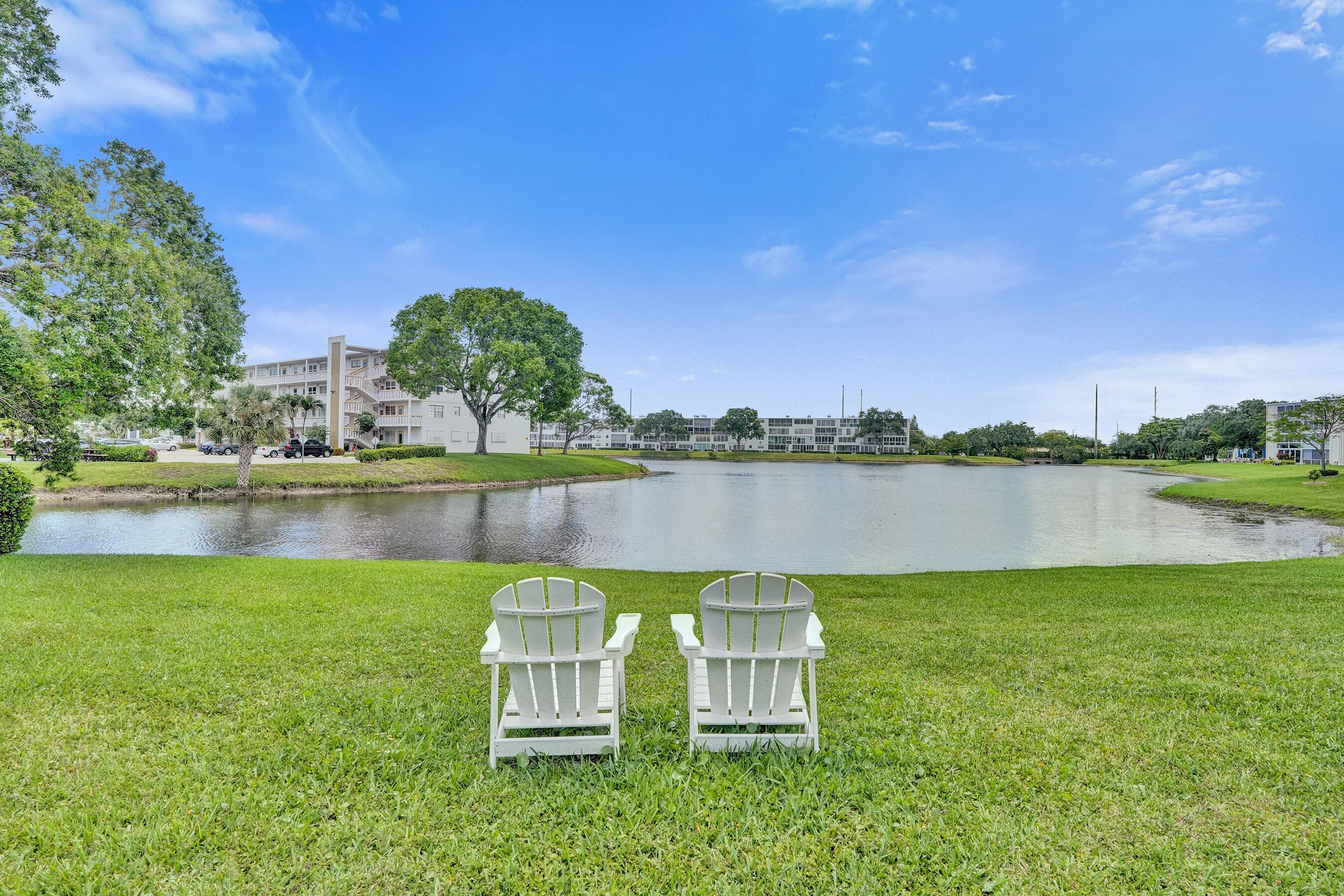 1112 Oakridge 1112, Deerfield Beach, FL 33442 — photo 31 of 37