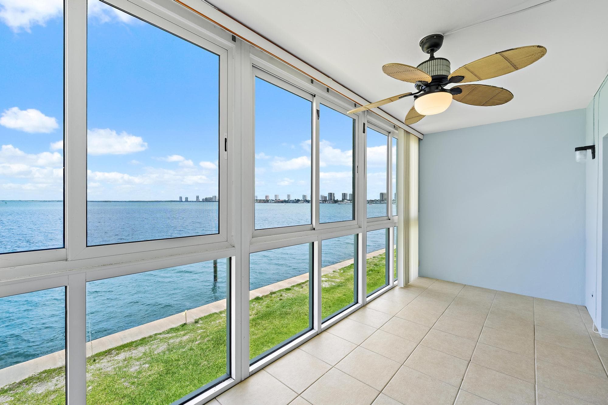 400 Wilma Circle 206, Riviera Beach, FL 33404 — photo 3 of 20