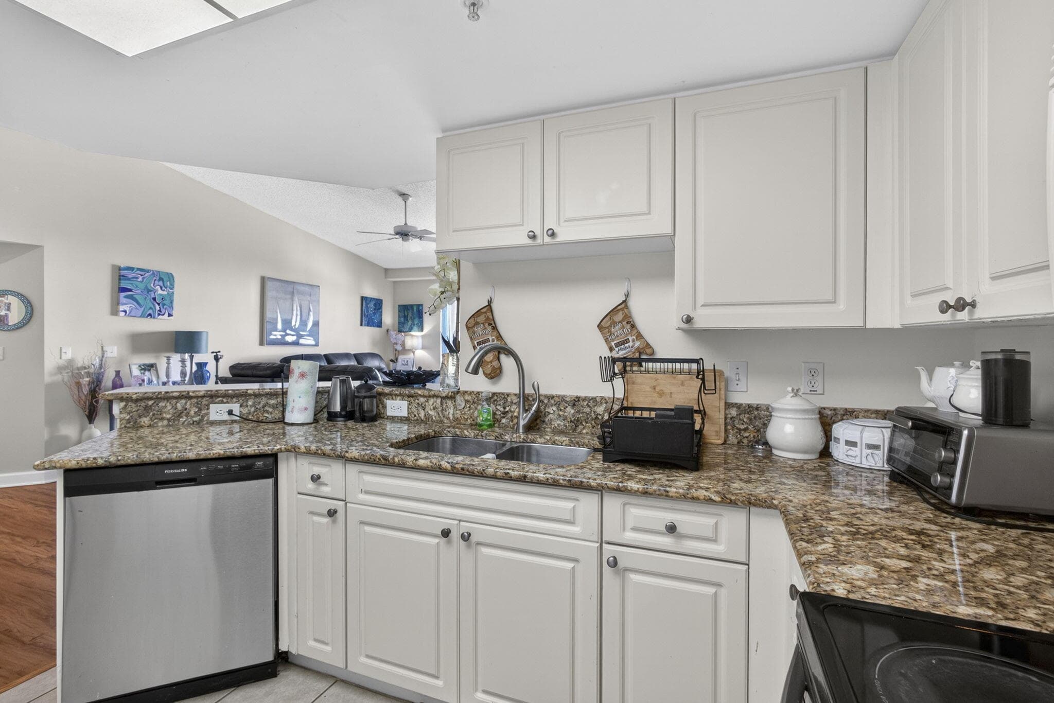 800 S Crestwood Ct Court S 809, Royal Palm Beach, FL 33411 — photo 22 of 55