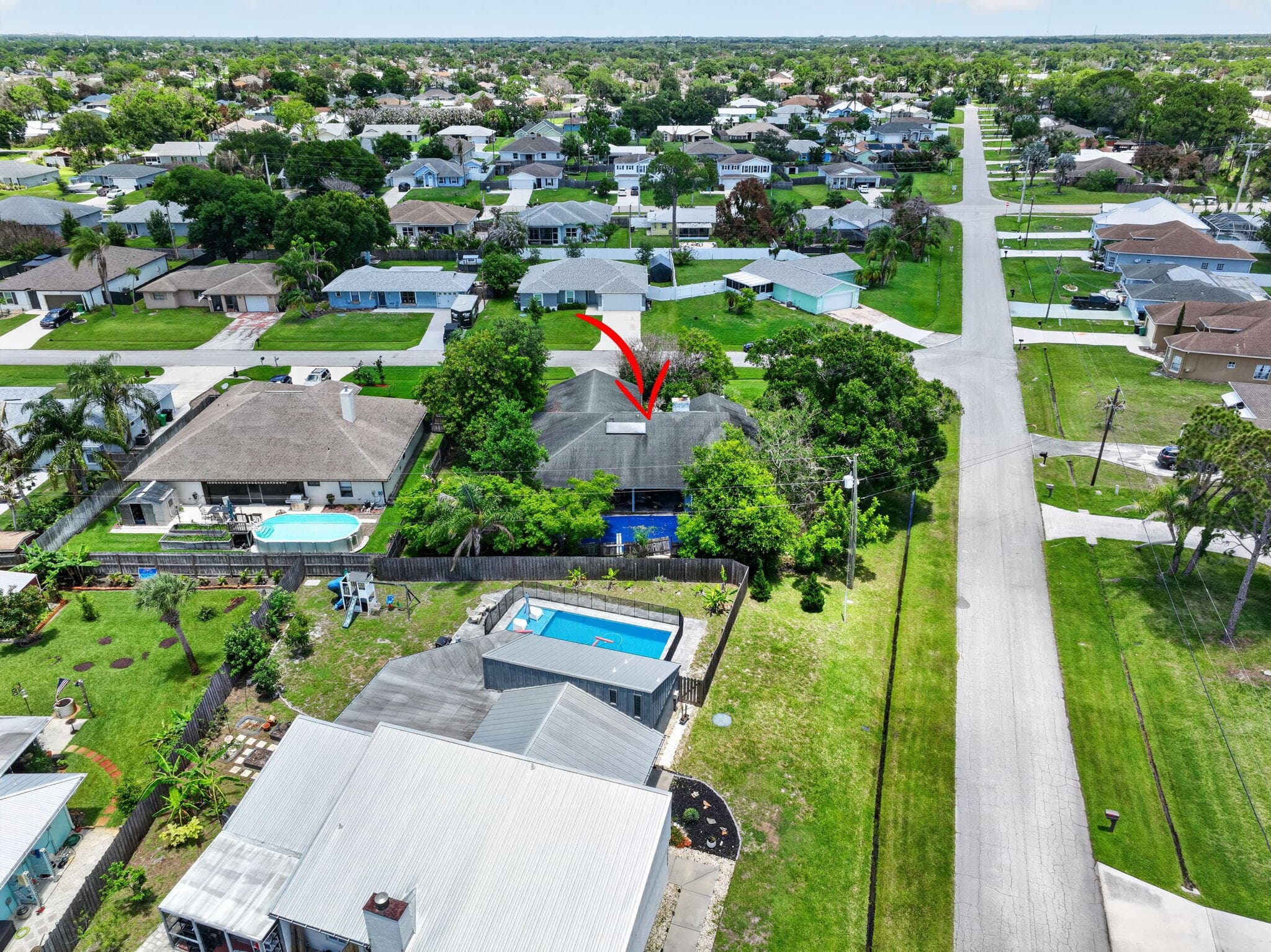 674 SE Starfish Avenue, Port St. Lucie, FL 34983 — photo 10 of 17
