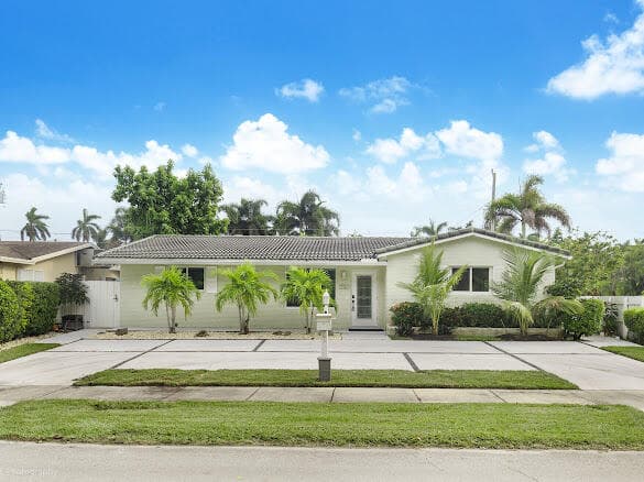 1250 Arthur Street, Hollywood, FL 33019 — photo 1 of 25
