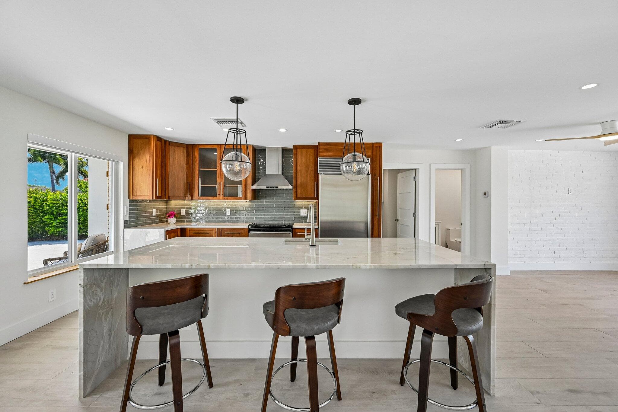 1051 SW 25th Avenue, Boynton Beach, FL 33426 — photo 14 of 50