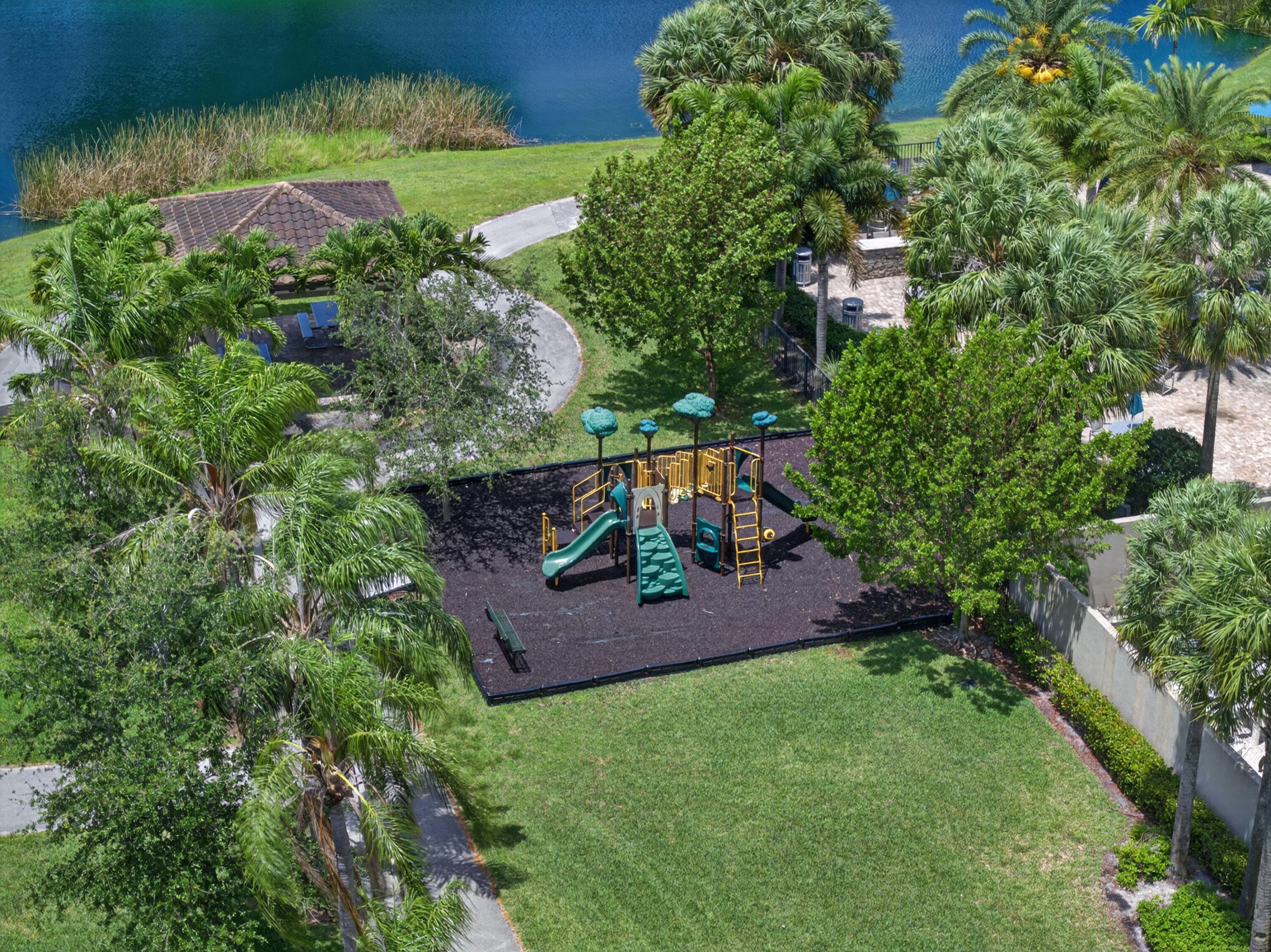 4715 Eucalyptus Drive, Hollywood, FL 33021 — photo 45 of 57