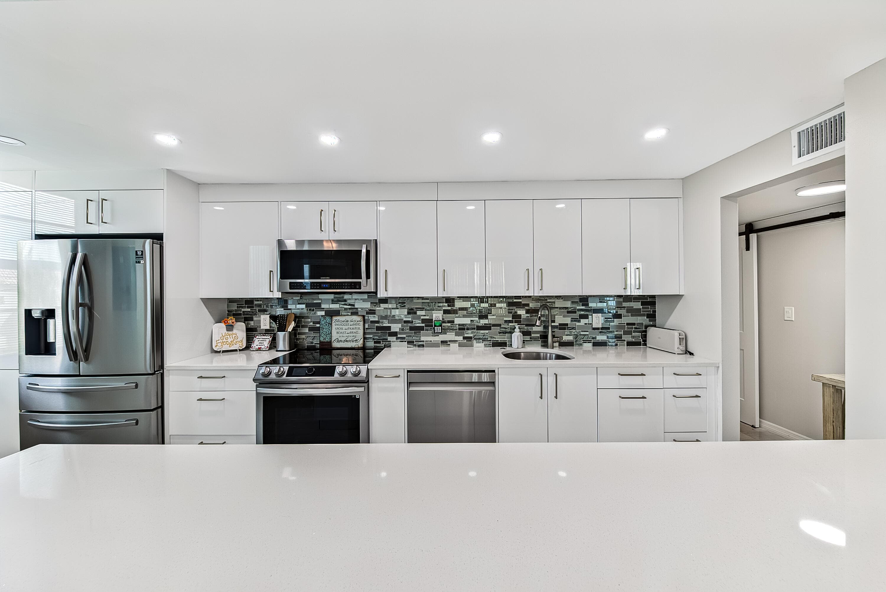 6000 NE 22nd Way 3a, Fort Lauderdale, FL 33308 — photo 6 of 30