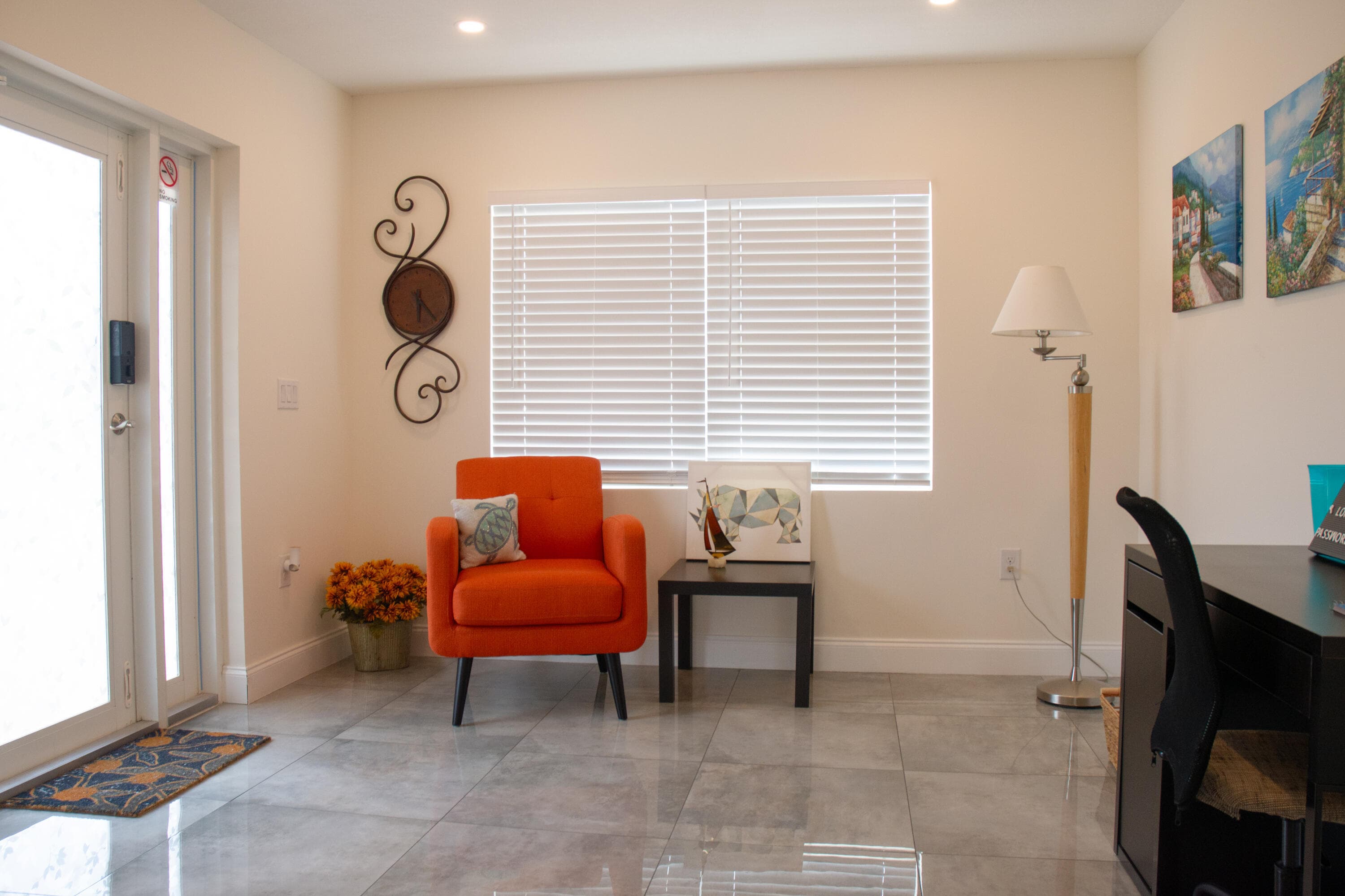 158 E 23rd Street, West Palm Beach, FL 33404 — photo 4 of 15