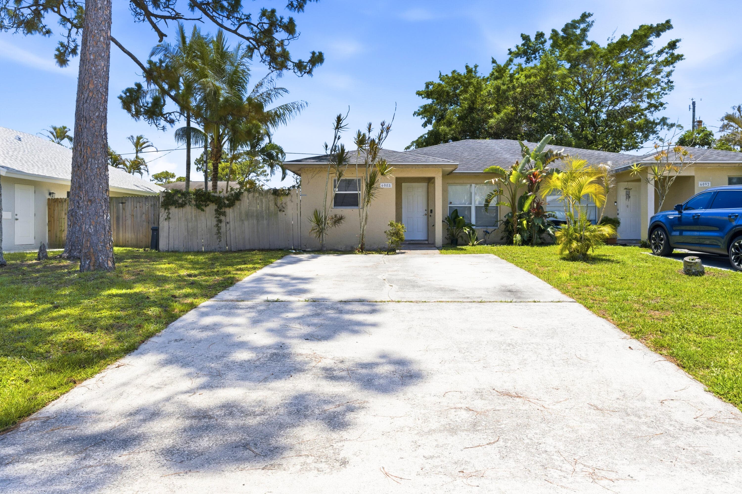 6088 Heather Street, Jupiter, FL 33458 — photo 1 of 18
