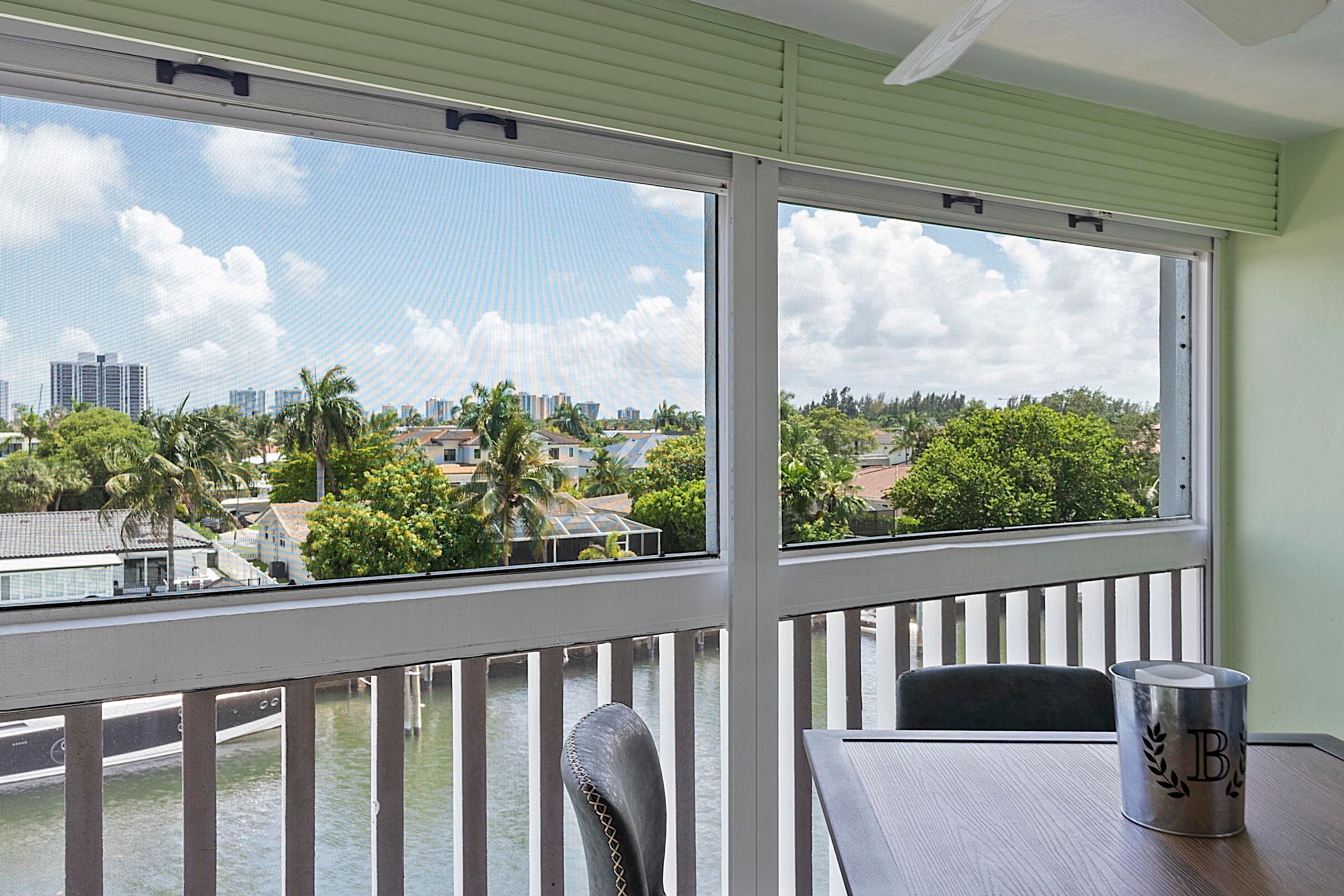 455 Paradise Isle Boulevard 404, Hallandale Beach, FL 33009 — photo 19 of 55