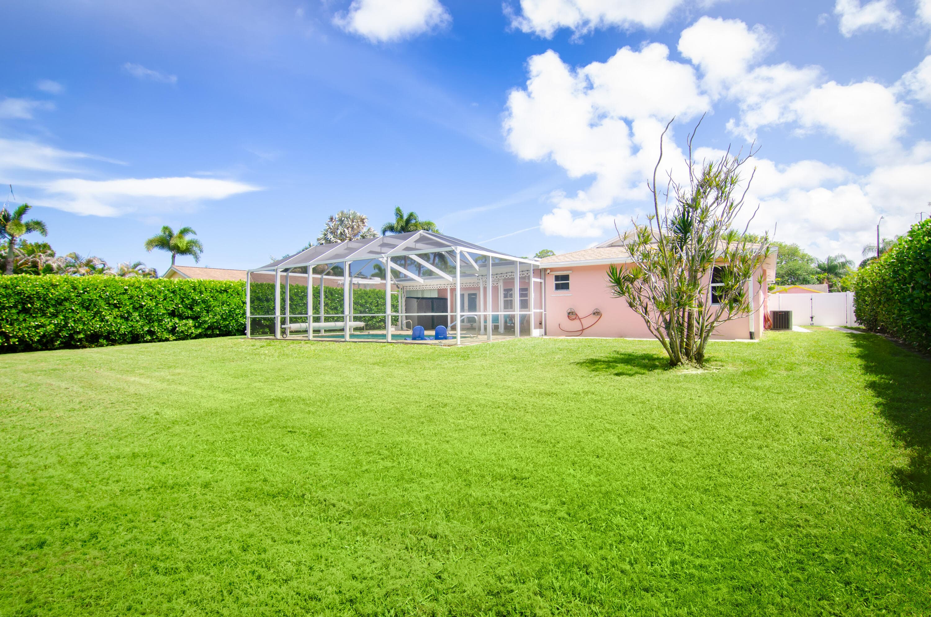613 Oak Terrace, Jupiter, FL 33458 — photo 2 of 32