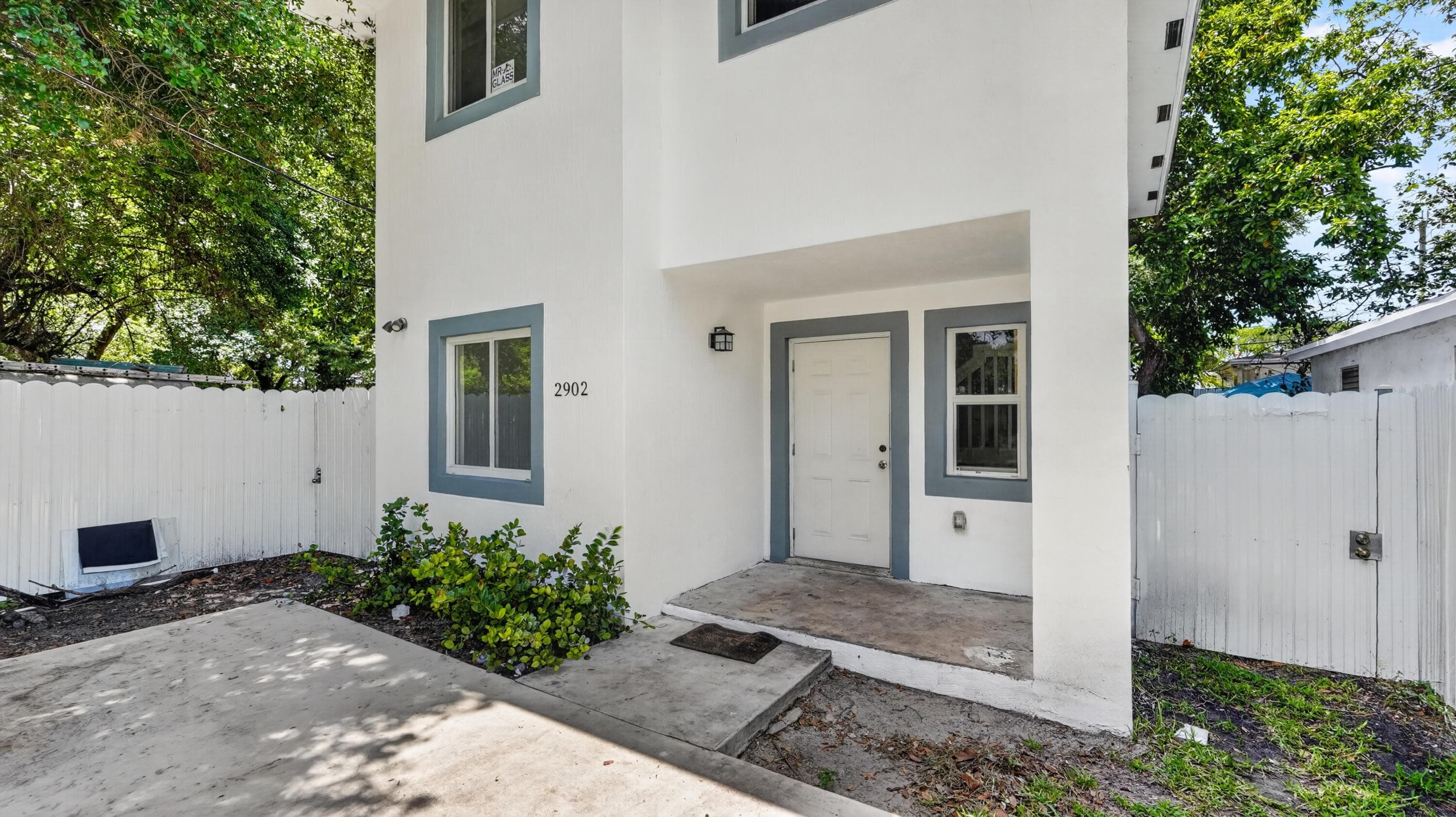 2902 NW 44th Street, Miami, FL 33142 — photo 5 of 25