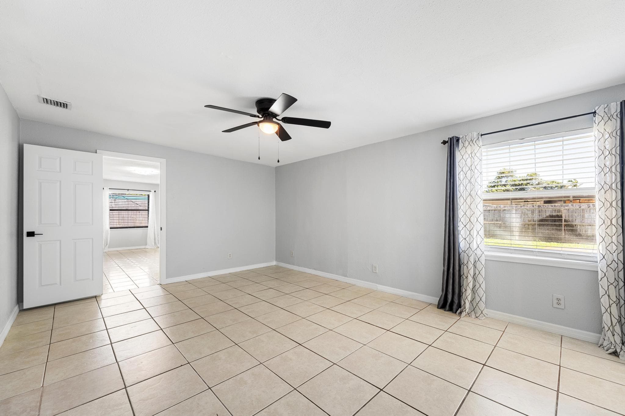 2105 Wellington Road, West Palm Beach, FL 33409 — photo 23 of 45