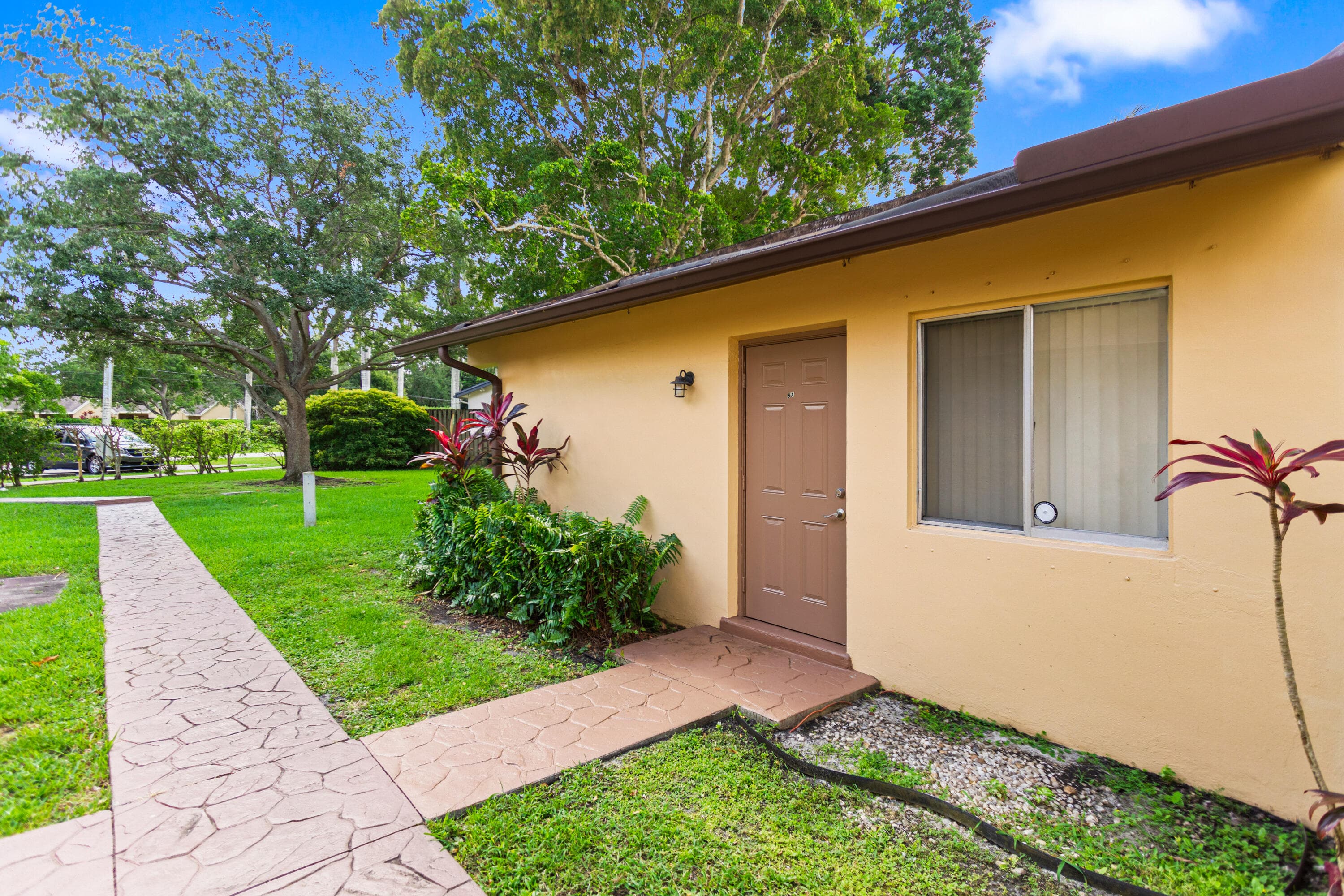 3709 NW 84th Avenue, Sunrise, FL 33351 — photo 7 of 59