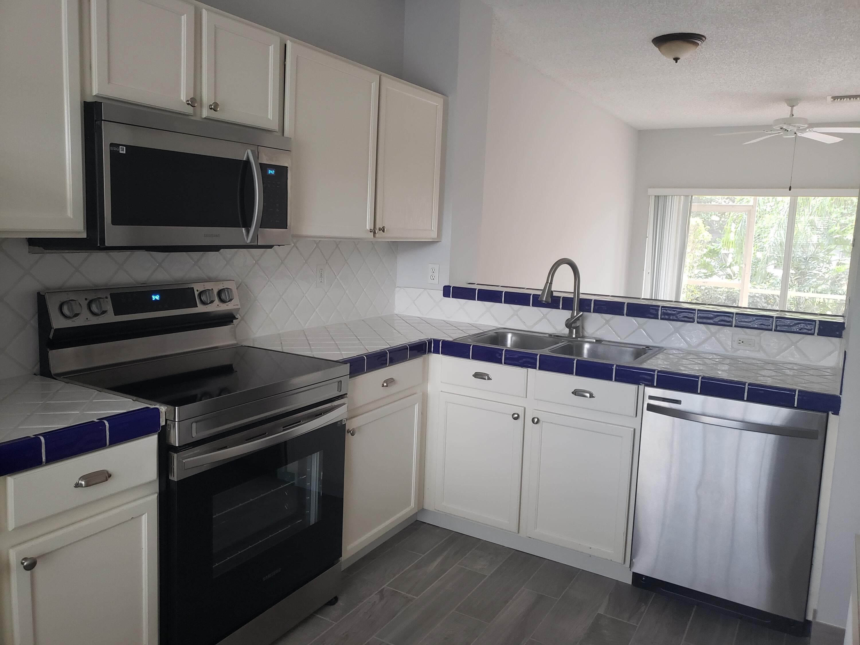 6945 Stoney Creek Circle 6945, Lake Worth, FL 33467 — photo 7 of 20