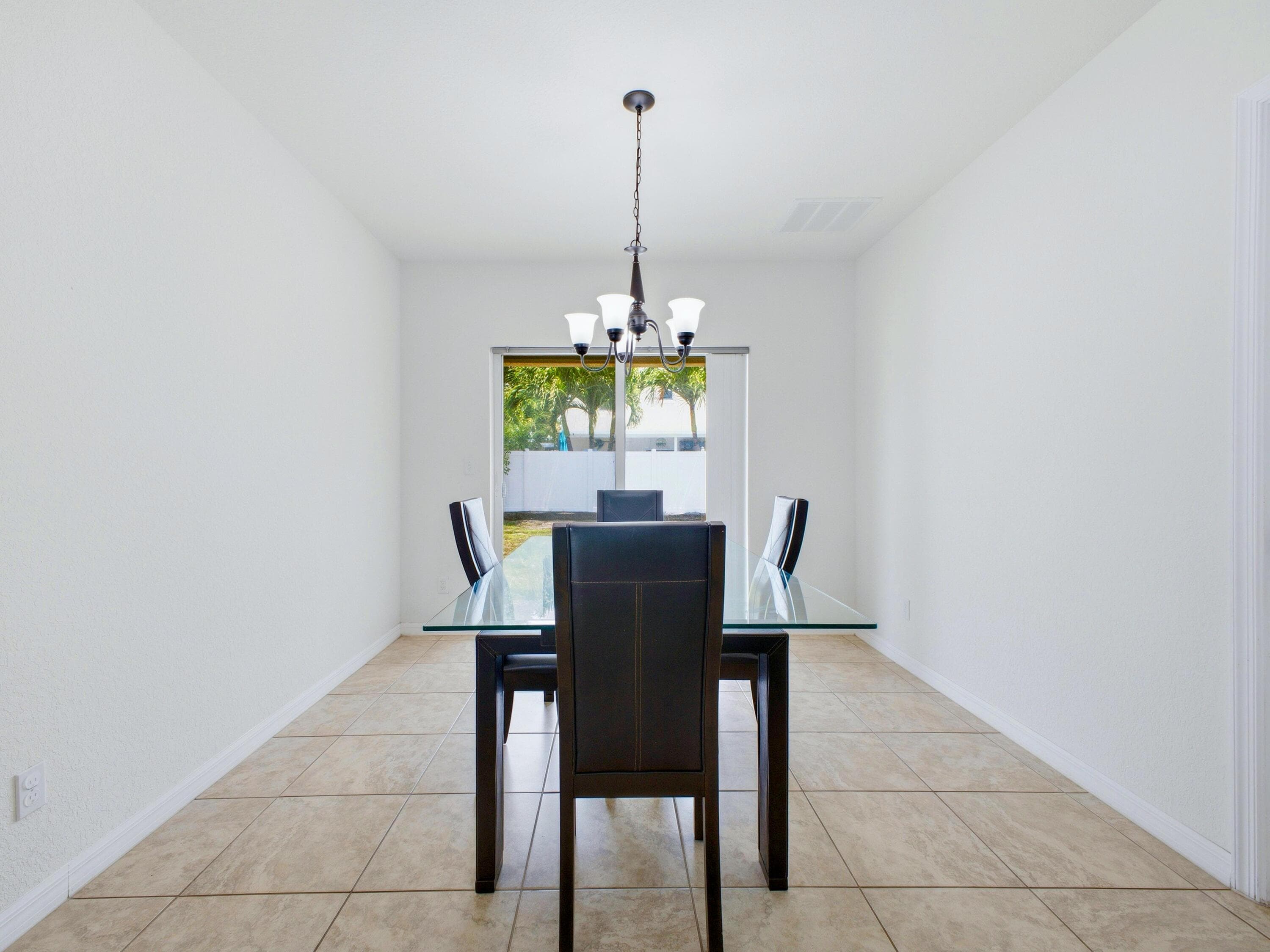 113 SE 3rd Avenue, Boynton Beach, FL 33435 — photo 6 of 27