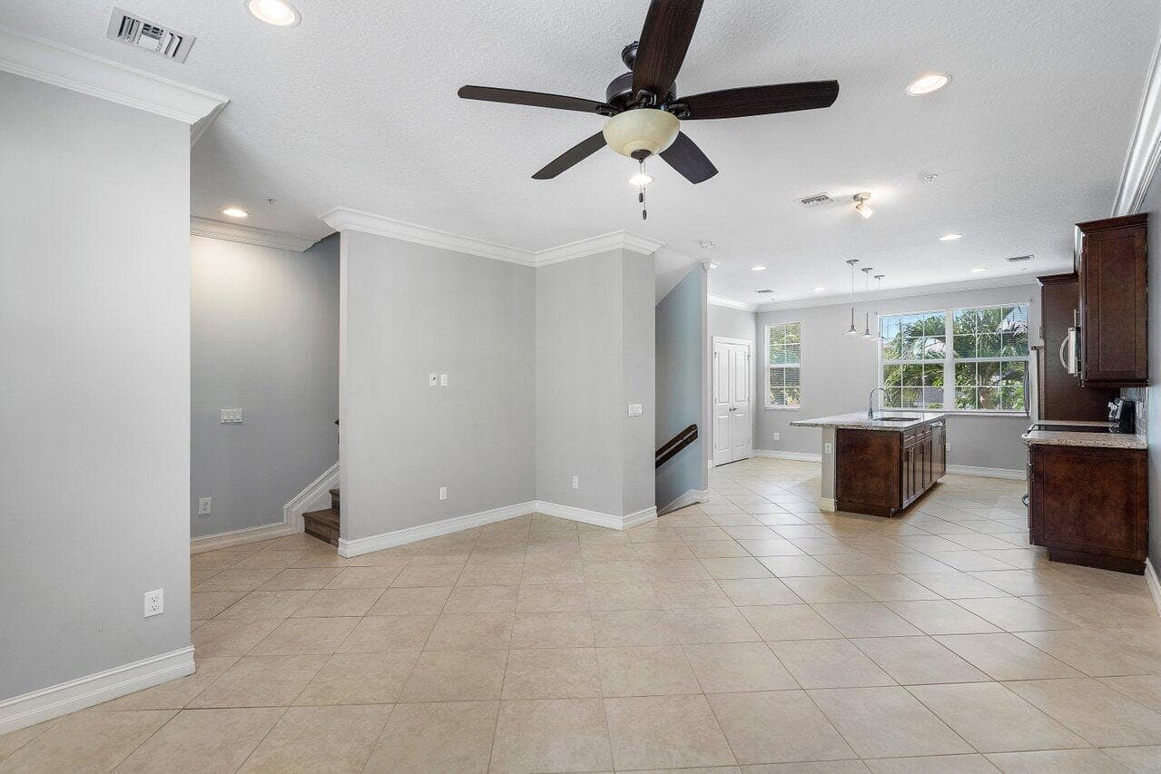 224 S Federal Highway 4, Lake Worth Beach, FL 33460 — photo 9 of 29