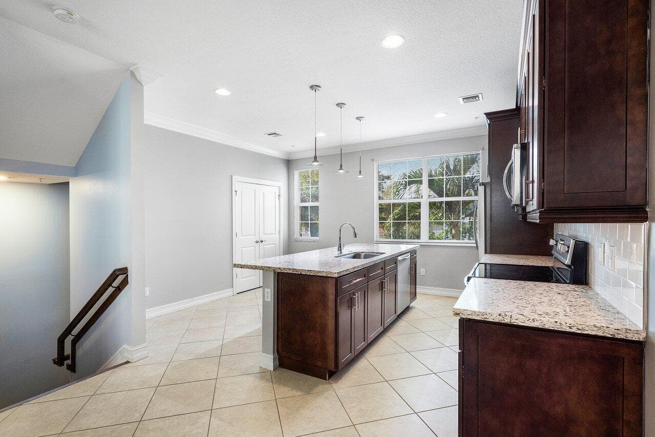 224 S Federal Highway 4, Lake Worth Beach, FL 33460 — photo 12 of 29