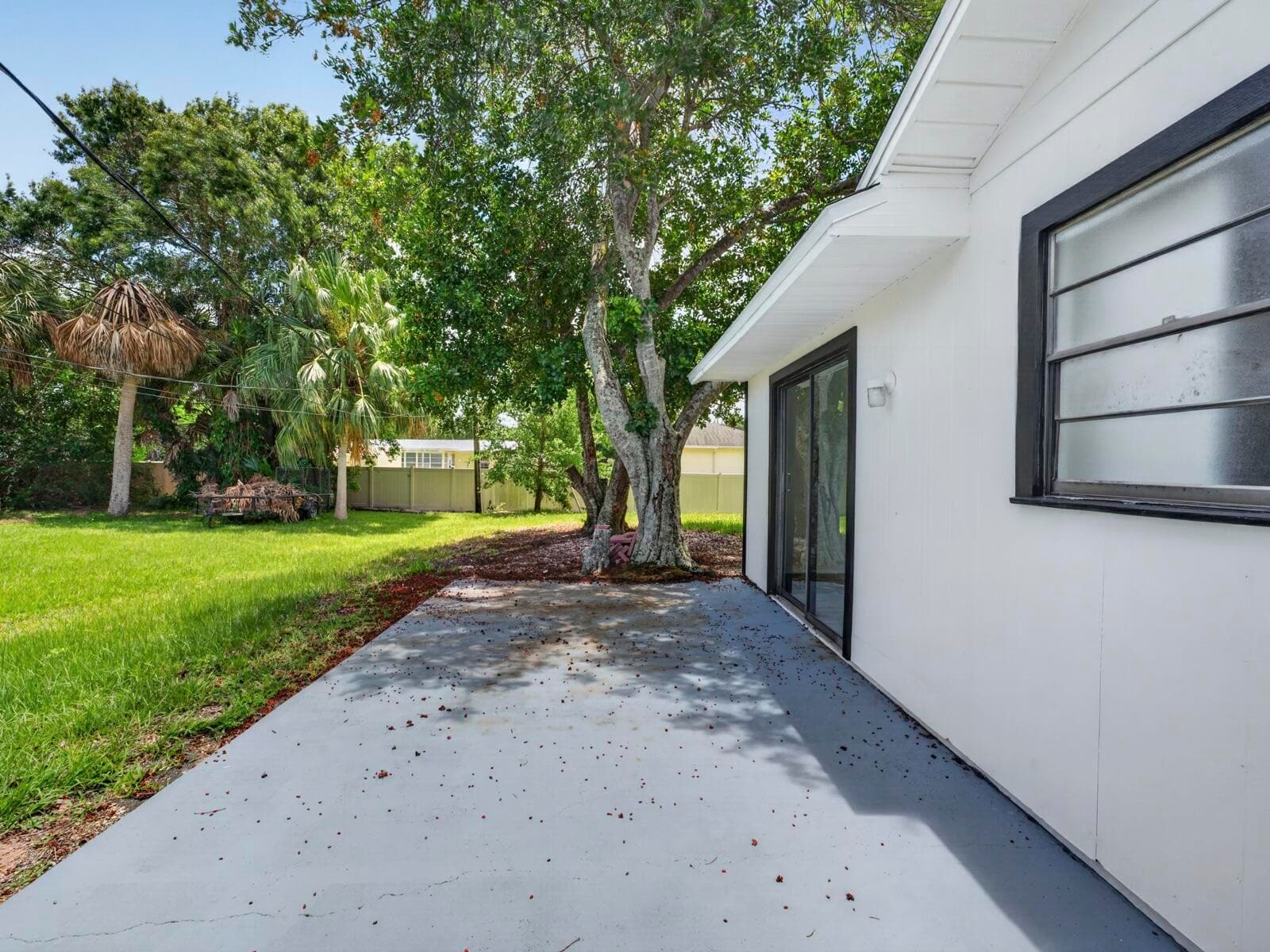 2575 1st Place, Vero Beach, FL 32962 — photo 15 of 32
